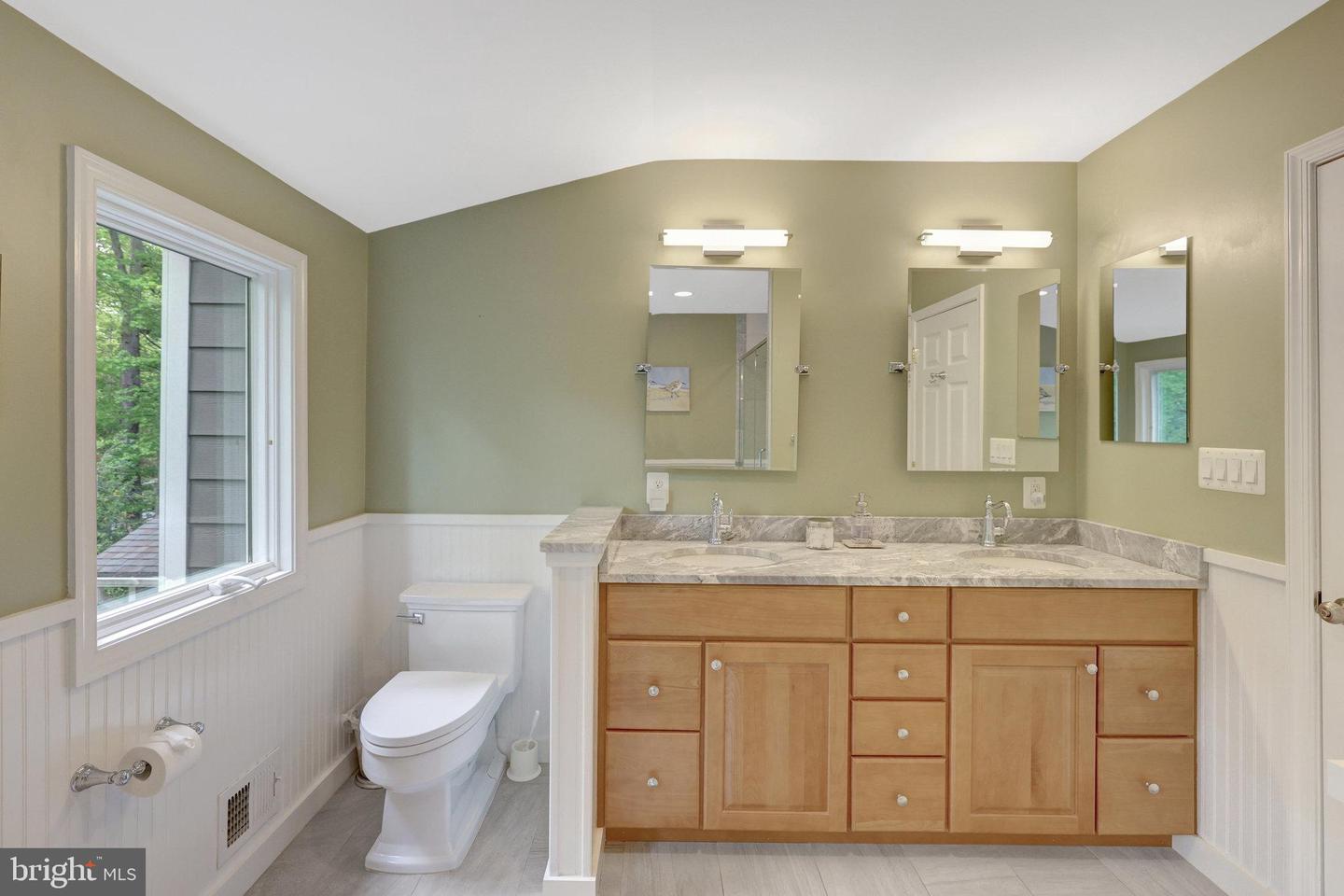 3204 BARBARA LN, FAIRFAX, Virginia 22031, 5 Bedrooms Bedrooms, ,3 BathroomsBathrooms,Residential,For sale,3204 BARBARA LN,VAFX2227568 MLS # VAFX2227568