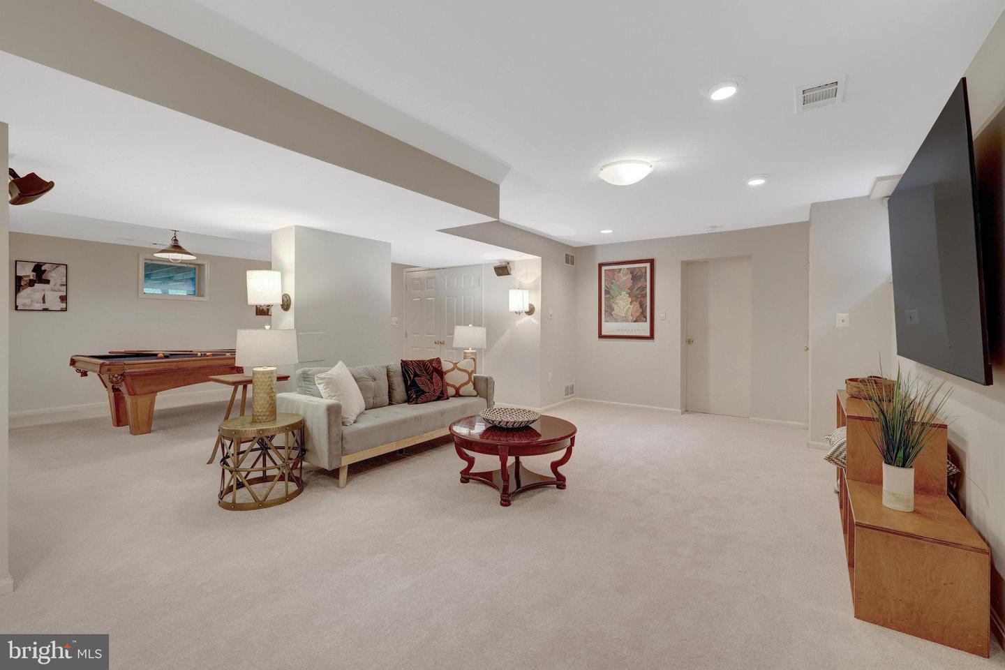 3204 BARBARA LN, FAIRFAX, Virginia 22031, 5 Bedrooms Bedrooms, ,3 BathroomsBathrooms,Residential,For sale,3204 BARBARA LN,VAFX2227568 MLS # VAFX2227568
