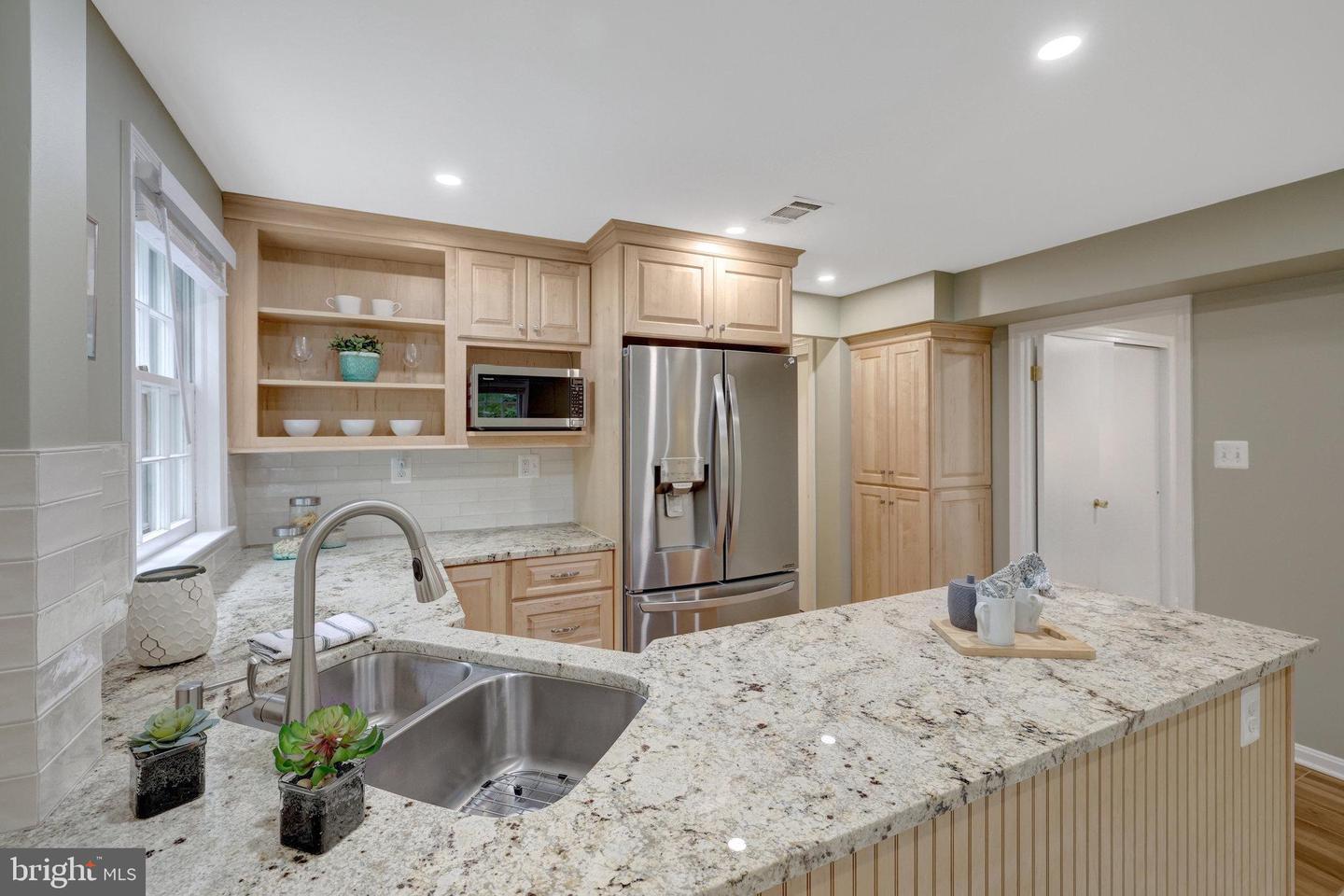 3204 BARBARA LN, FAIRFAX, Virginia 22031, 5 Bedrooms Bedrooms, ,3 BathroomsBathrooms,Residential,For sale,3204 BARBARA LN,VAFX2227568 MLS # VAFX2227568