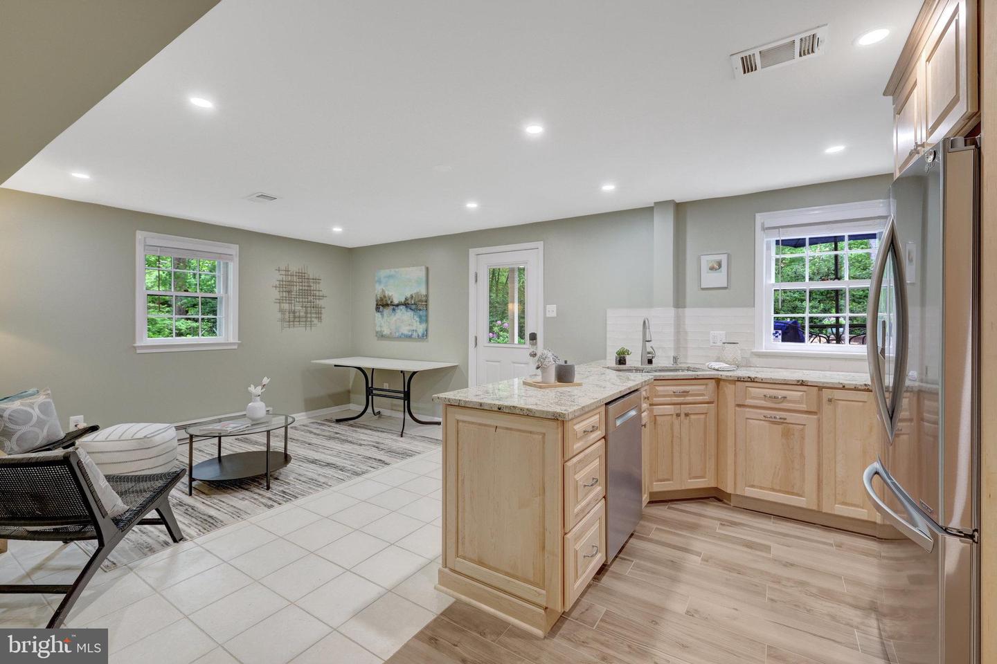 3204 BARBARA LN, FAIRFAX, Virginia 22031, 5 Bedrooms Bedrooms, ,3 BathroomsBathrooms,Residential,For sale,3204 BARBARA LN,VAFX2227568 MLS # VAFX2227568