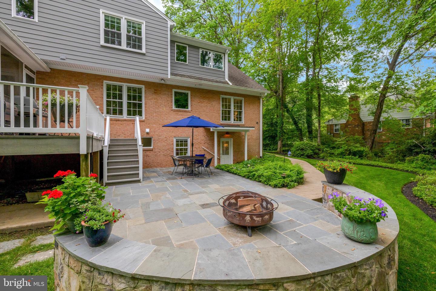 3204 BARBARA LN, FAIRFAX, Virginia 22031, 5 Bedrooms Bedrooms, ,3 BathroomsBathrooms,Residential,For sale,3204 BARBARA LN,VAFX2227568 MLS # VAFX2227568