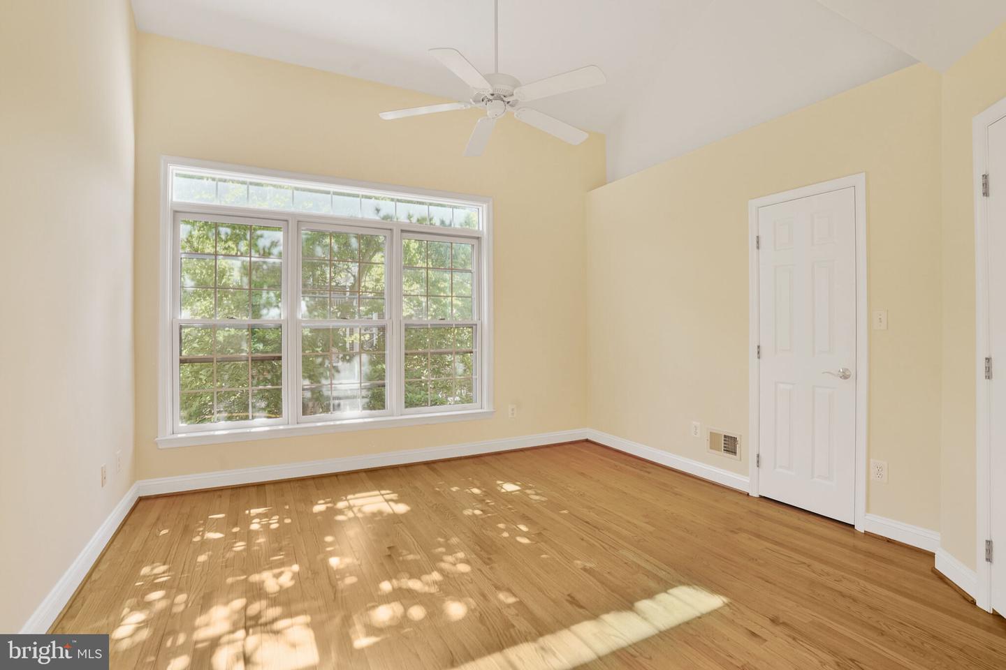 811 WATER PL, ALEXANDRIA, Virginia 22314, 3 Bedrooms Bedrooms, ,2 BathroomsBathrooms,Residential,For sale,811 WATER PL,VAAX2042850 MLS # VAAX2042850
