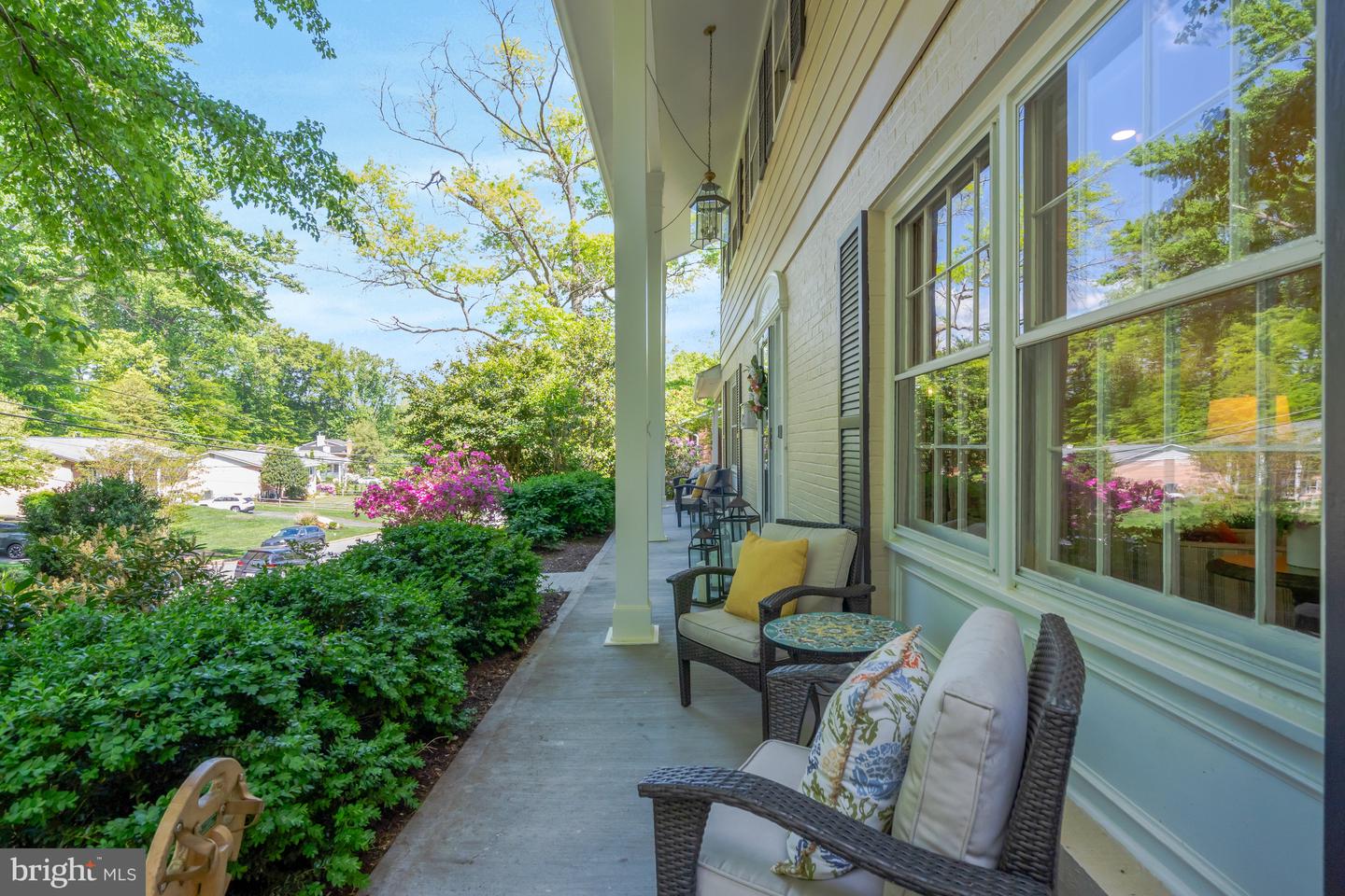 3313 MIDLAND RD, FAIRFAX, Virginia 22031, 5 Bedrooms Bedrooms, ,3 BathroomsBathrooms,Residential,For sale,3313 MIDLAND RD,VAFX2228354 MLS # VAFX2228354