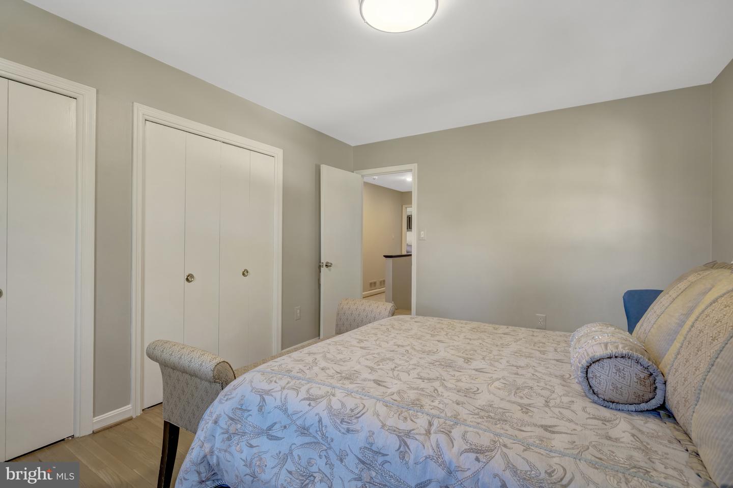 3313 MIDLAND RD, FAIRFAX, Virginia 22031, 5 Bedrooms Bedrooms, ,3 BathroomsBathrooms,Residential,For sale,3313 MIDLAND RD,VAFX2228354 MLS # VAFX2228354