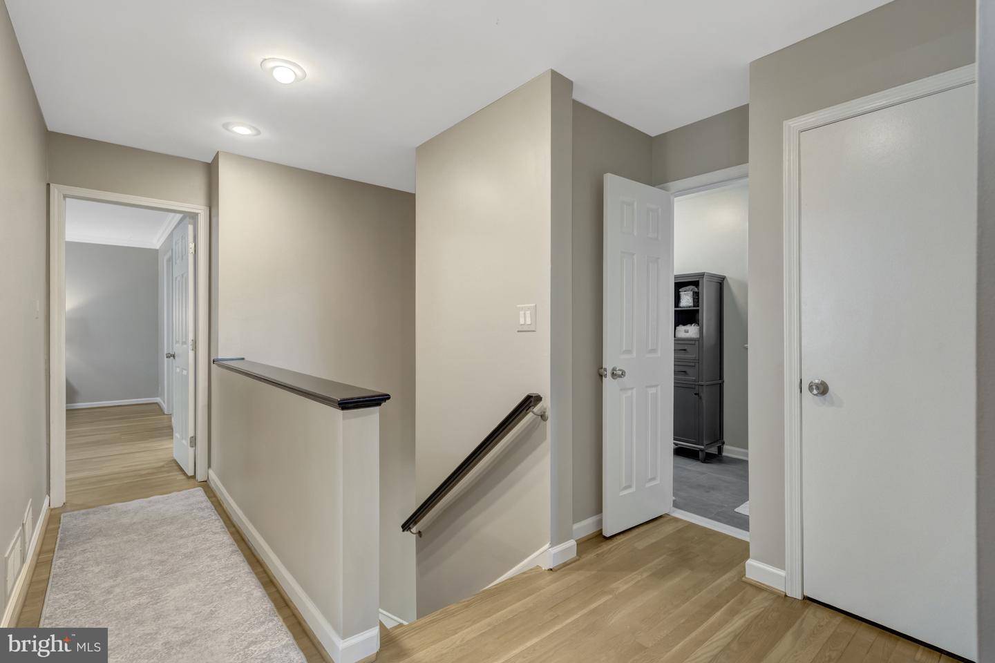 3313 MIDLAND RD, FAIRFAX, Virginia 22031, 5 Bedrooms Bedrooms, ,3 BathroomsBathrooms,Residential,For sale,3313 MIDLAND RD,VAFX2228354 MLS # VAFX2228354