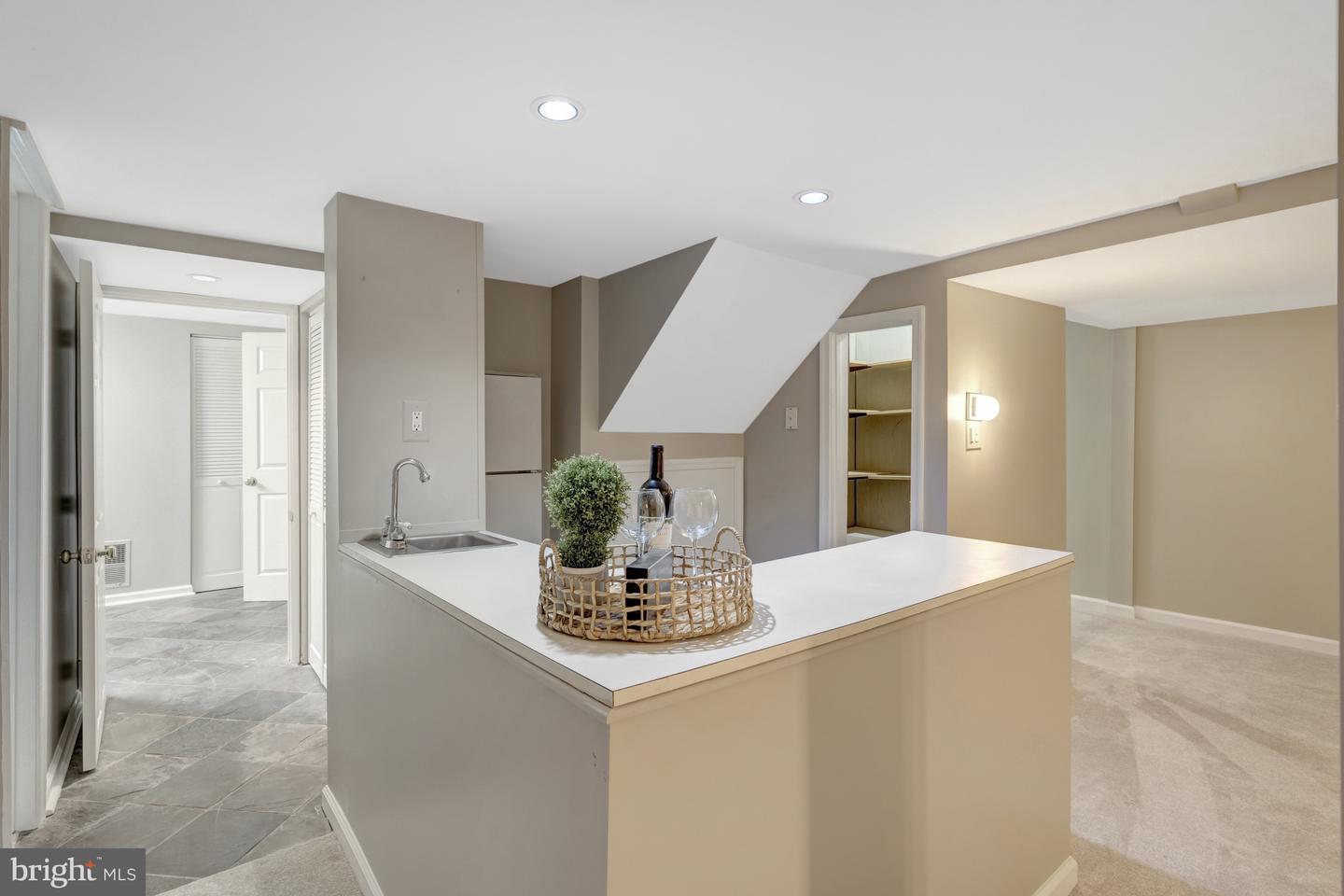 3313 MIDLAND RD, FAIRFAX, Virginia 22031, 5 Bedrooms Bedrooms, ,3 BathroomsBathrooms,Residential,For sale,3313 MIDLAND RD,VAFX2228354 MLS # VAFX2228354
