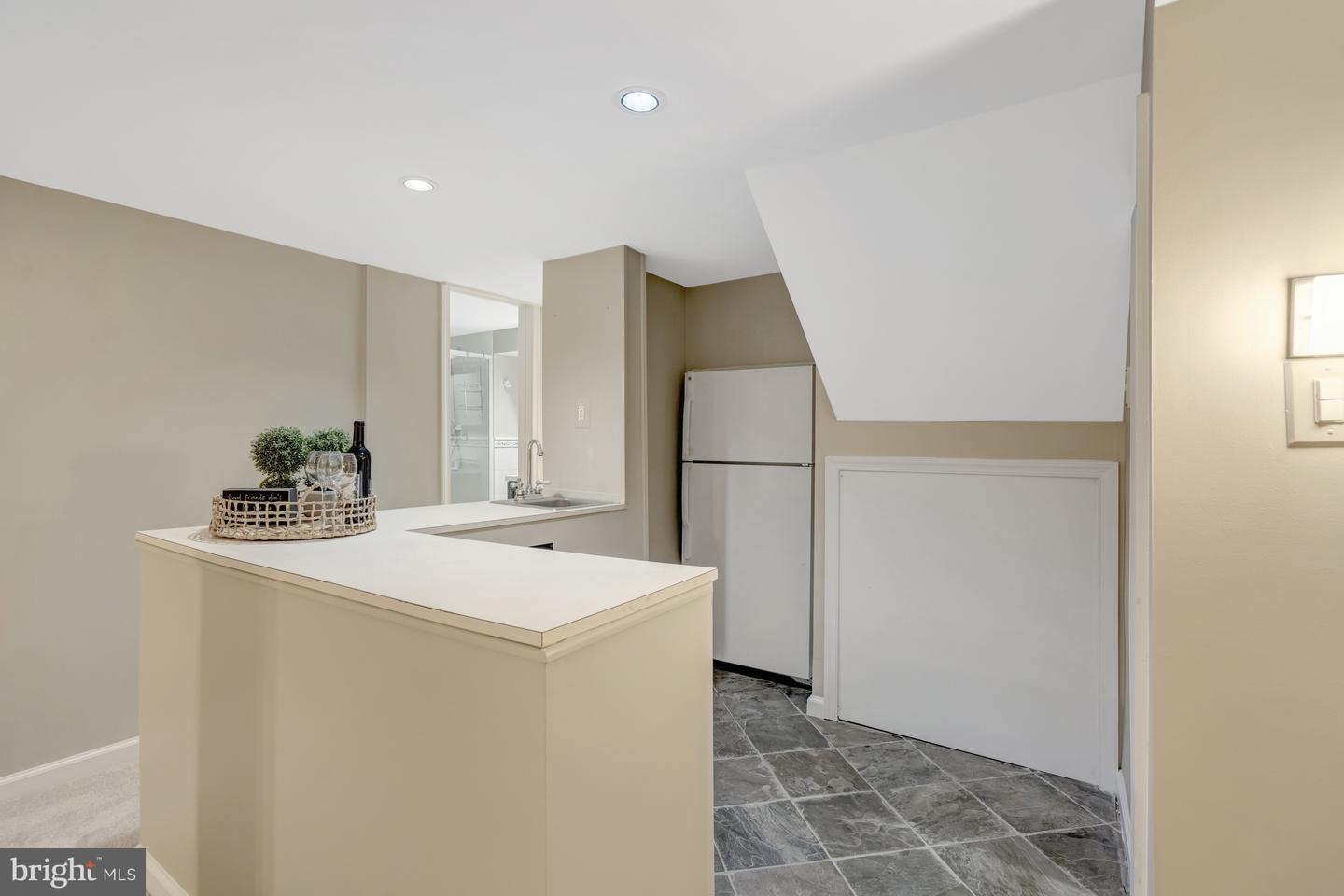 3313 MIDLAND RD, FAIRFAX, Virginia 22031, 5 Bedrooms Bedrooms, ,3 BathroomsBathrooms,Residential,For sale,3313 MIDLAND RD,VAFX2228354 MLS # VAFX2228354