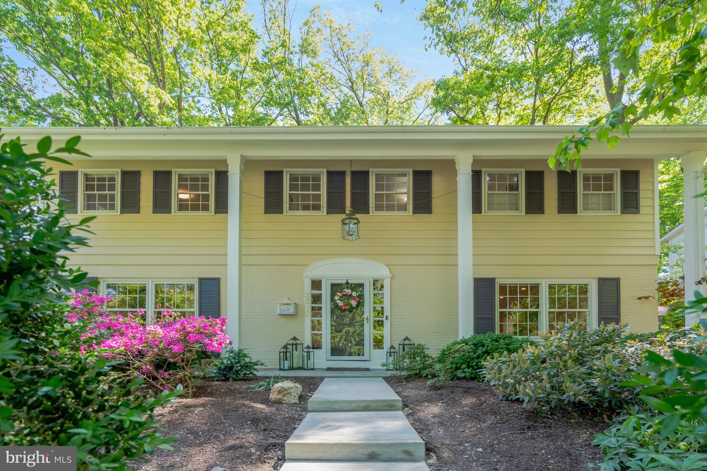 3313 MIDLAND RD, FAIRFAX, Virginia 22031, 5 Bedrooms Bedrooms, ,3 BathroomsBathrooms,Residential,For sale,3313 MIDLAND RD,VAFX2228354 MLS # VAFX2228354