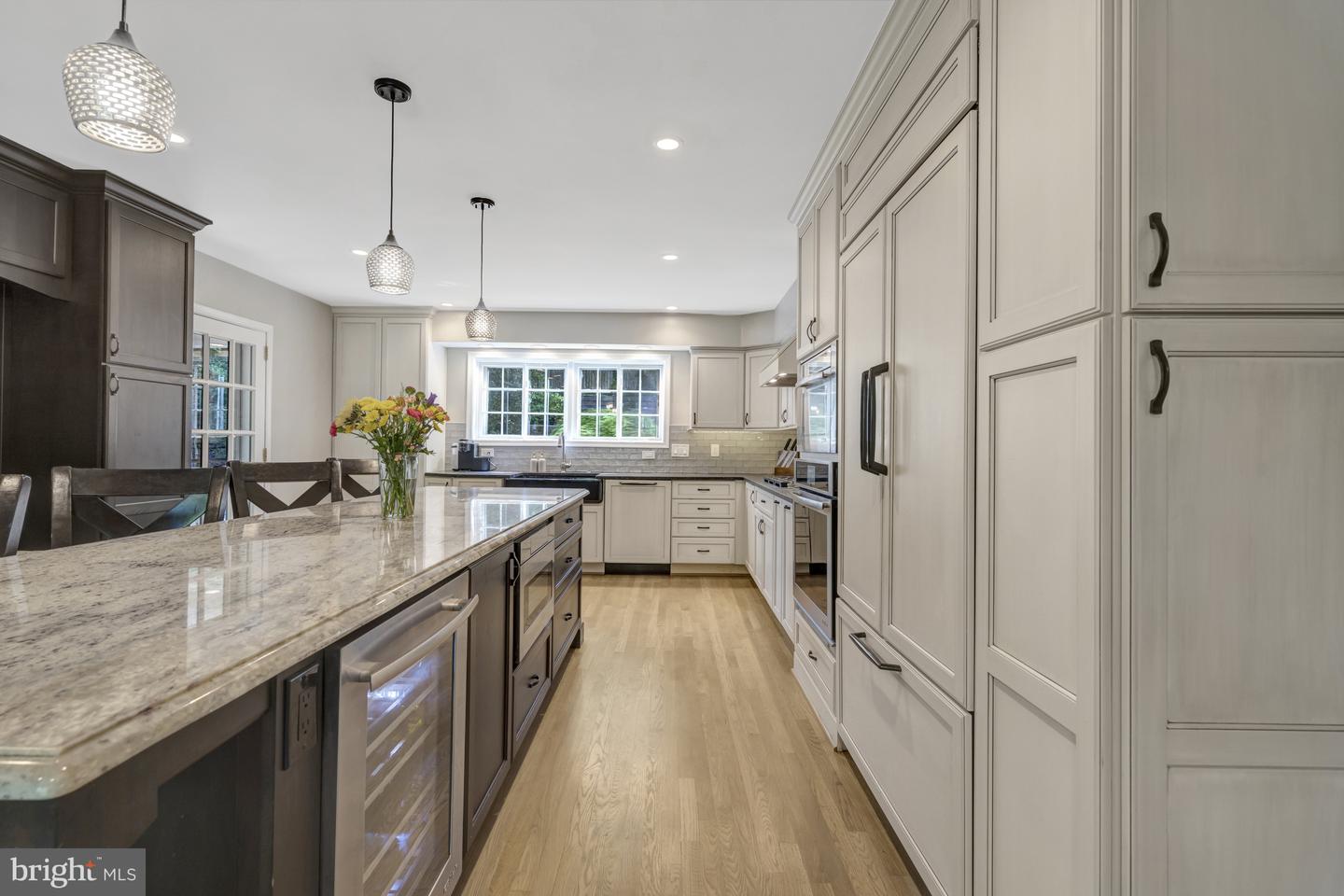 3313 MIDLAND RD, FAIRFAX, Virginia 22031, 5 Bedrooms Bedrooms, ,3 BathroomsBathrooms,Residential,For sale,3313 MIDLAND RD,VAFX2228354 MLS # VAFX2228354
