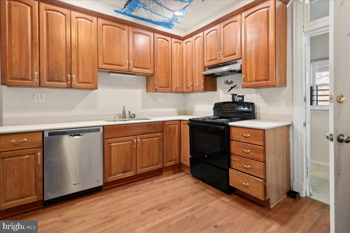 2106 FLAGLER PL NW, WASHINGTON, District Of Columbia 20001, 3 Bedrooms Bedrooms, ,2 BathroomsBathrooms,Residential,For sale,2106 FLAGLER PL NW,DCDC2191610 MLS # DCDC2191610