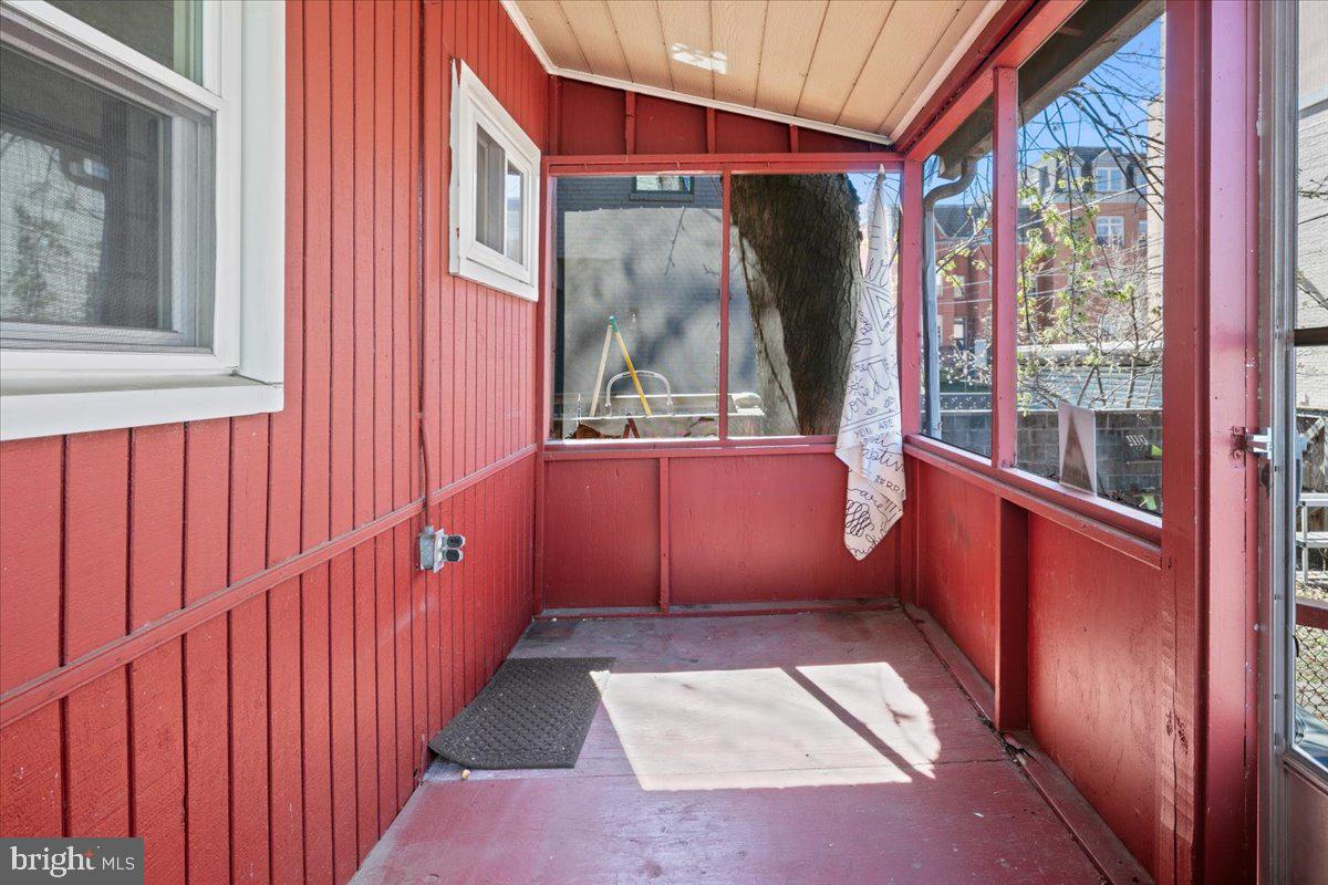 2106 FLAGLER PL NW, WASHINGTON, District Of Columbia 20001, 3 Bedrooms Bedrooms, ,2 BathroomsBathrooms,Residential,For sale,2106 FLAGLER PL NW,DCDC2191610 MLS # DCDC2191610