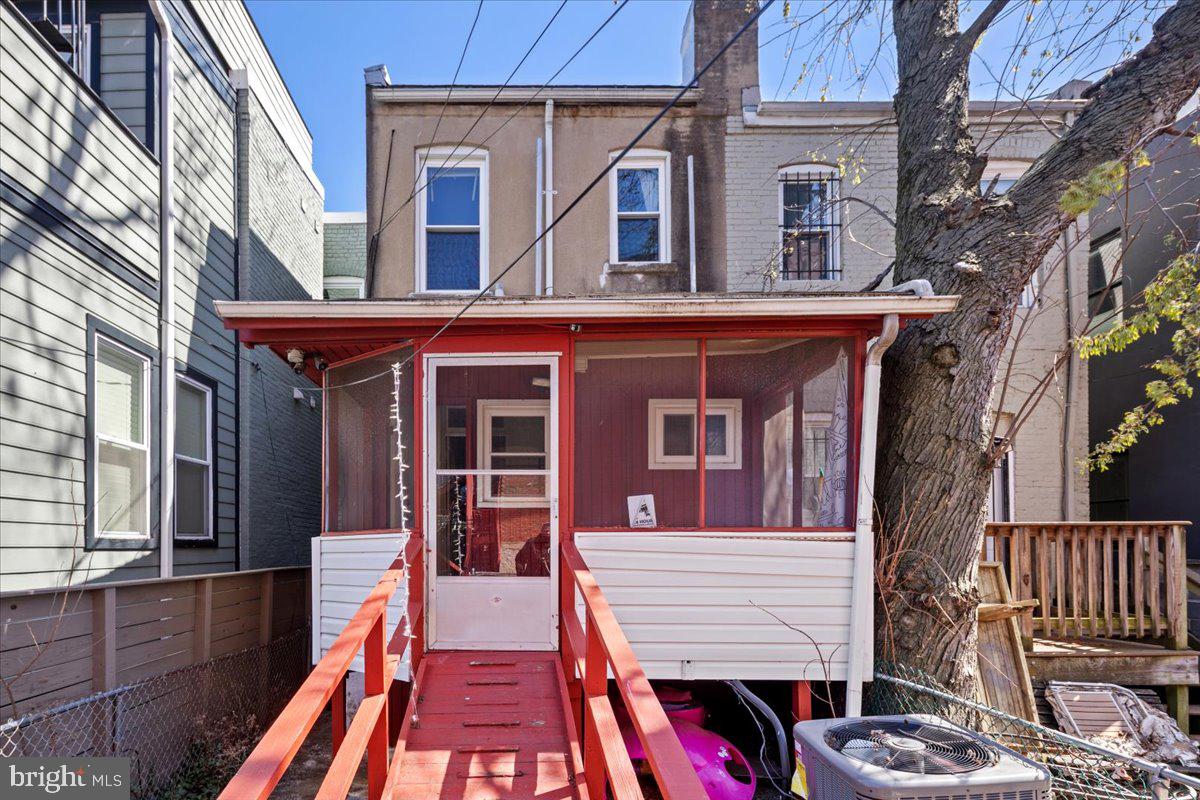 2106 FLAGLER PL NW, WASHINGTON, District Of Columbia 20001, 3 Bedrooms Bedrooms, ,2 BathroomsBathrooms,Residential,For sale,2106 FLAGLER PL NW,DCDC2191610 MLS # DCDC2191610