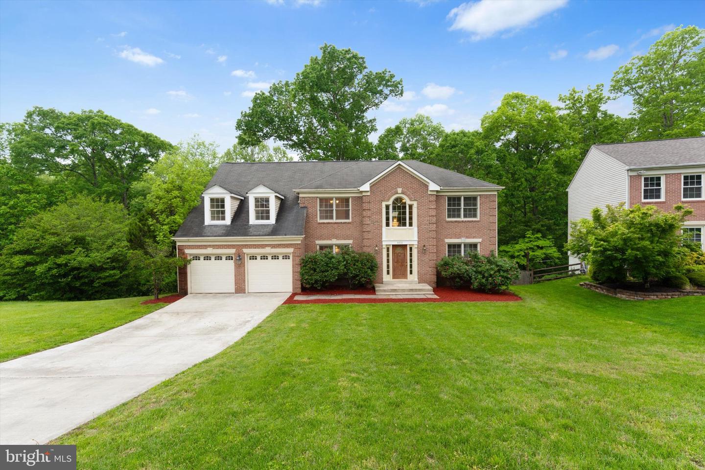6832 COMPTON HEIGHTS CIR, CLIFTON, Virginia 20124, 5 Bedrooms Bedrooms, ,3 BathroomsBathrooms,Residential,For sale,6832 COMPTON HEIGHTS CIR,VAFX2229546 MLS # VAFX2229546