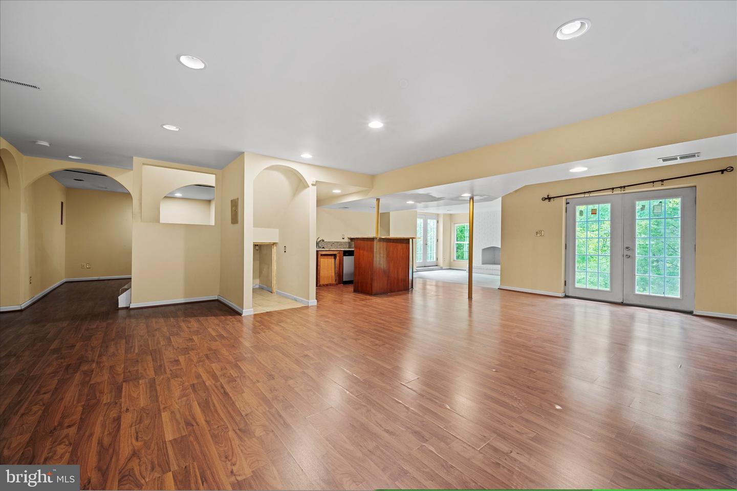 6832 COMPTON HEIGHTS CIR, CLIFTON, Virginia 20124, 5 Bedrooms Bedrooms, ,3 BathroomsBathrooms,Residential,For sale,6832 COMPTON HEIGHTS CIR,VAFX2229546 MLS # VAFX2229546