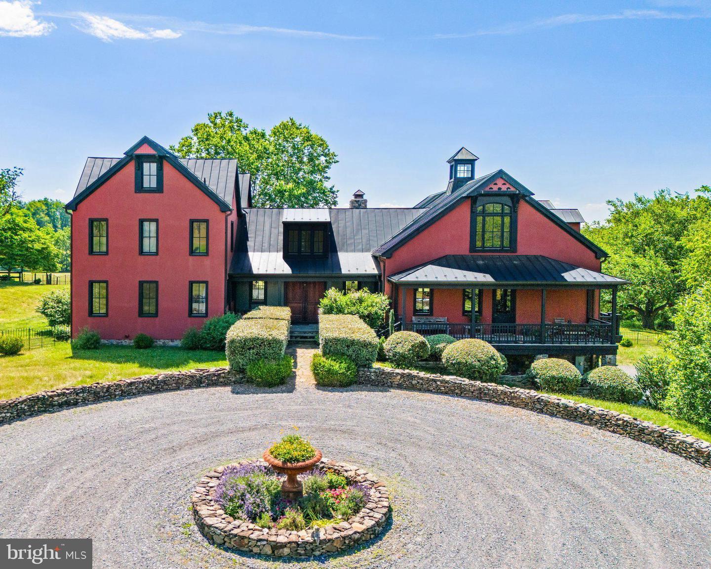 9425 BLACKPOND LN, DELAPLANE, Virginia 20144, 5 Bedrooms Bedrooms, ,5 BathroomsBathrooms,Residential,For sale,9425 BLACKPOND LN,VAFQ2015892 MLS # VAFQ2015892