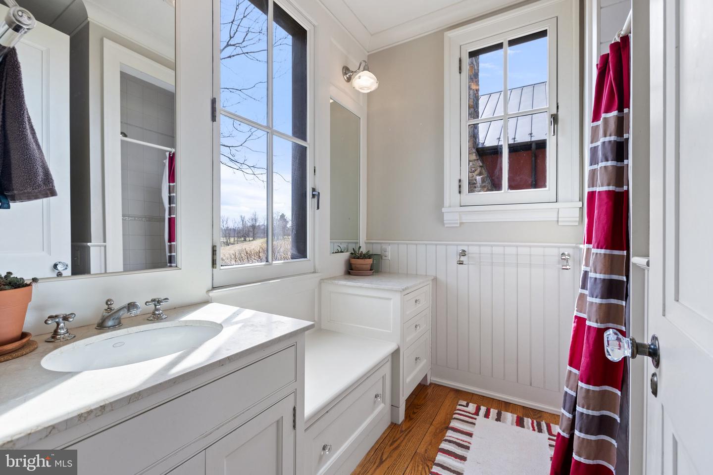 9425 BLACKPOND LN, DELAPLANE, Virginia 20144, 5 Bedrooms Bedrooms, ,5 BathroomsBathrooms,Residential,For sale,9425 BLACKPOND LN,VAFQ2015892 MLS # VAFQ2015892