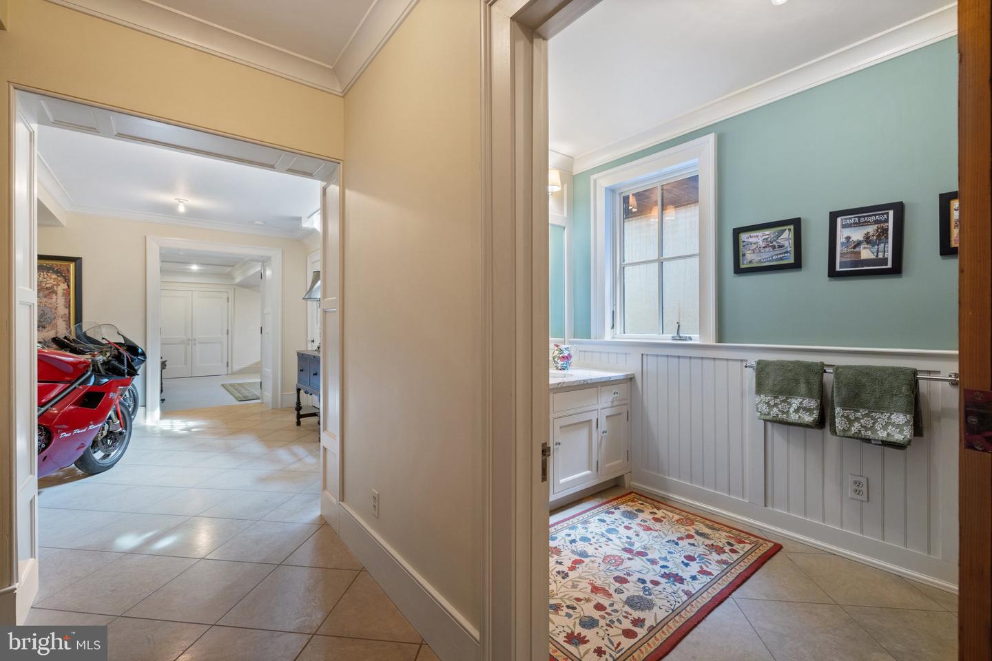 9425 BLACKPOND LN, DELAPLANE, Virginia 20144, 5 Bedrooms Bedrooms, ,5 BathroomsBathrooms,Residential,For sale,9425 BLACKPOND LN,VAFQ2015892 MLS # VAFQ2015892