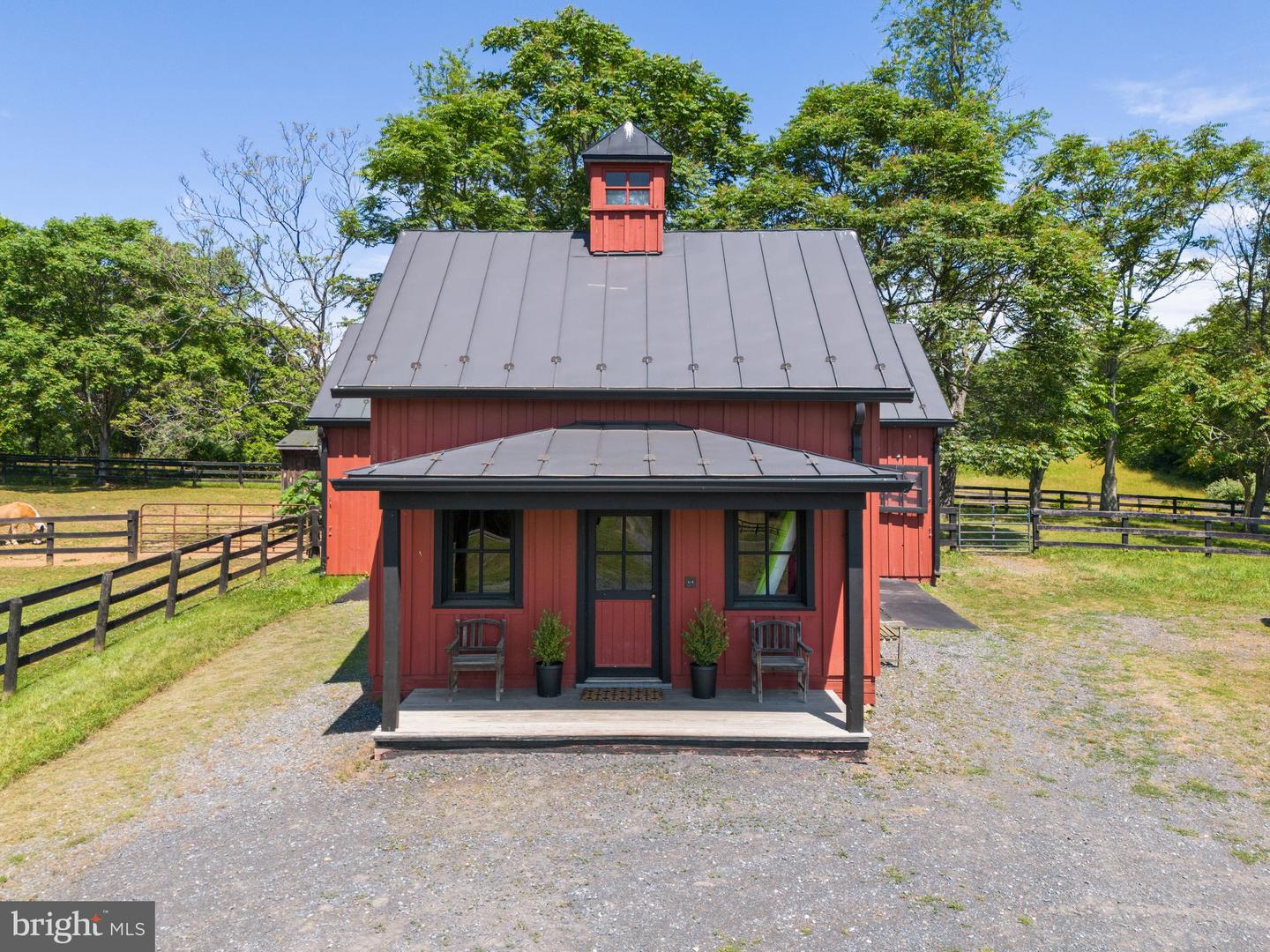 9425 BLACKPOND LN, DELAPLANE, Virginia 20144, 5 Bedrooms Bedrooms, ,5 BathroomsBathrooms,Residential,For sale,9425 BLACKPOND LN,VAFQ2015892 MLS # VAFQ2015892