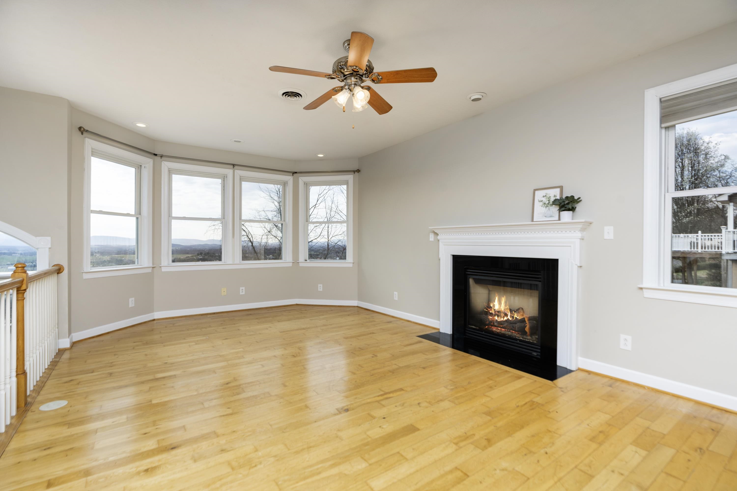 173 VALLEY VIEW AVE, MOUNT SIDNEY, Virginia 24467, 3 Bedrooms Bedrooms, ,3 BathroomsBathrooms,Residential,173 VALLEY VIEW AVE,662493 MLS # 662493