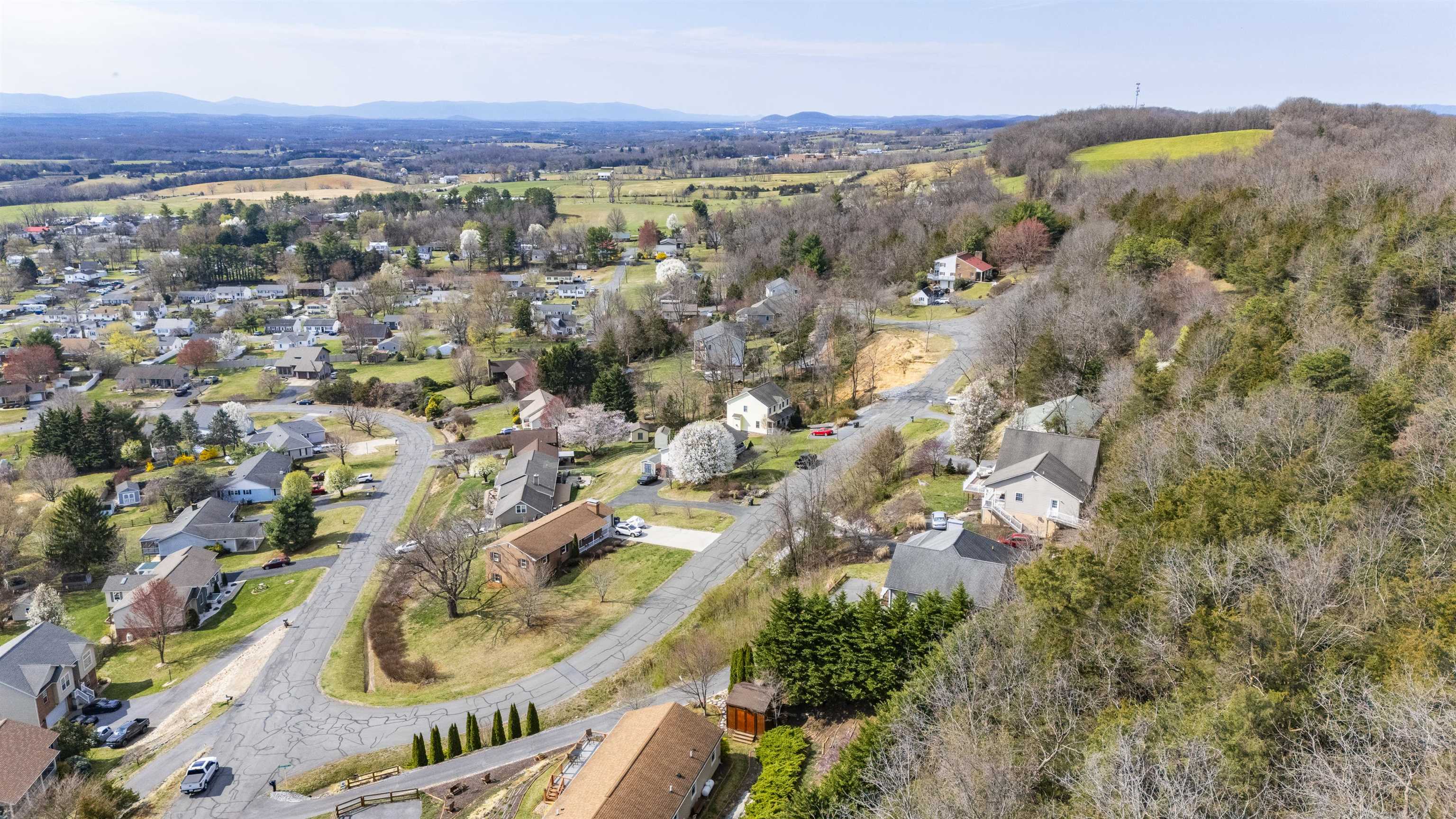 173 VALLEY VIEW AVE, MOUNT SIDNEY, Virginia 24467, 3 Bedrooms Bedrooms, ,3 BathroomsBathrooms,Residential,173 VALLEY VIEW AVE,662493 MLS # 662493