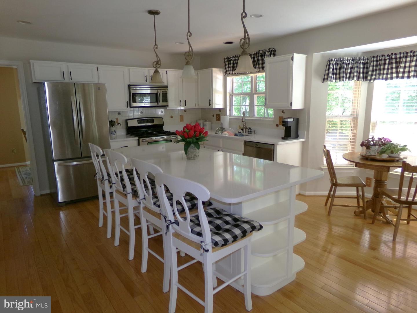 8732 VANORE PL, MANASSAS, Virginia 20110, 4 Bedrooms Bedrooms, 12 Rooms Rooms,3 BathroomsBathrooms,Residential,For sale,8732 VANORE PL,VAPW2090056 MLS # VAPW2090056