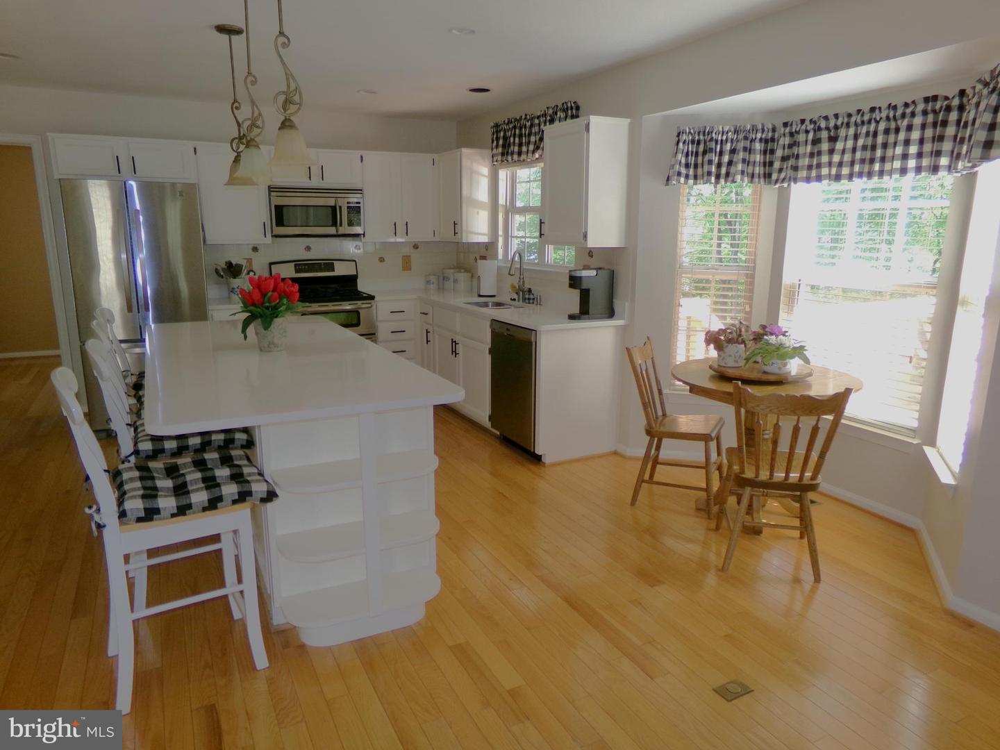8732 VANORE PL, MANASSAS, Virginia 20110, 4 Bedrooms Bedrooms, 12 Rooms Rooms,3 BathroomsBathrooms,Residential,For sale,8732 VANORE PL,VAPW2090056 MLS # VAPW2090056