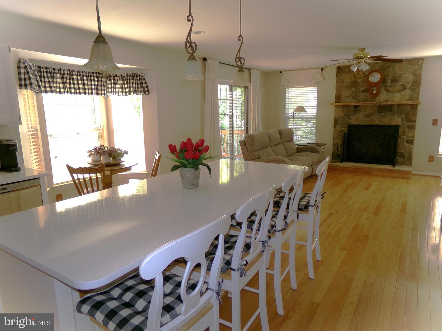 8732 VANORE PL, MANASSAS, Virginia 20110, 4 Bedrooms Bedrooms, 12 Rooms Rooms,3 BathroomsBathrooms,Residential,For sale,8732 VANORE PL,VAPW2090056 MLS # VAPW2090056