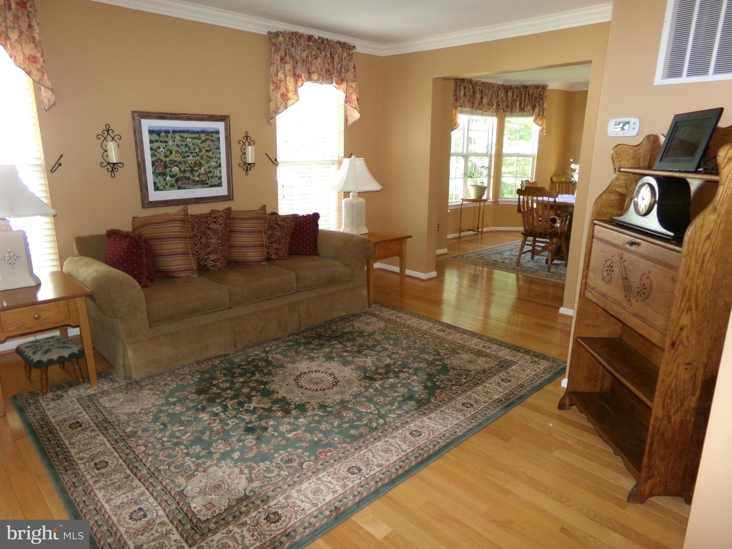 8732 VANORE PL, MANASSAS, Virginia 20110, 4 Bedrooms Bedrooms, 12 Rooms Rooms,3 BathroomsBathrooms,Residential,For sale,8732 VANORE PL,VAPW2090056 MLS # VAPW2090056