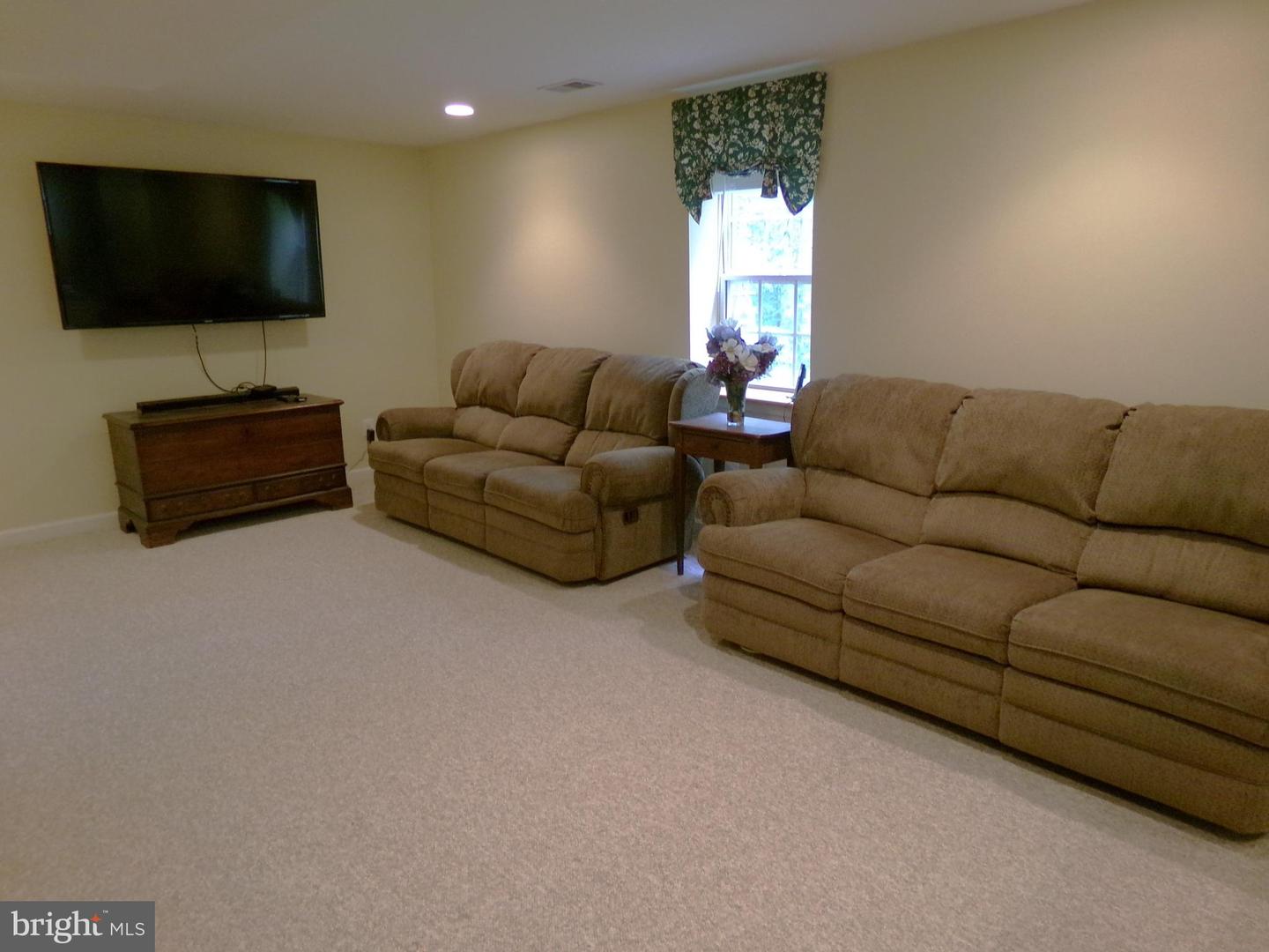 8732 VANORE PL, MANASSAS, Virginia 20110, 4 Bedrooms Bedrooms, 12 Rooms Rooms,3 BathroomsBathrooms,Residential,For sale,8732 VANORE PL,VAPW2090056 MLS # VAPW2090056