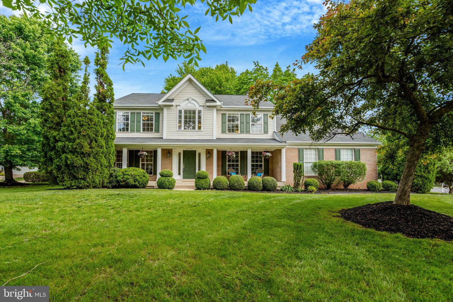 21349 CLAPPERTOWN DR, ASHBURN, Virginia 20147, 4 Bedrooms Bedrooms, ,4 BathroomsBathrooms,Residential,For sale,21349 CLAPPERTOWN DR,VALO2092154 MLS # VALO2092154