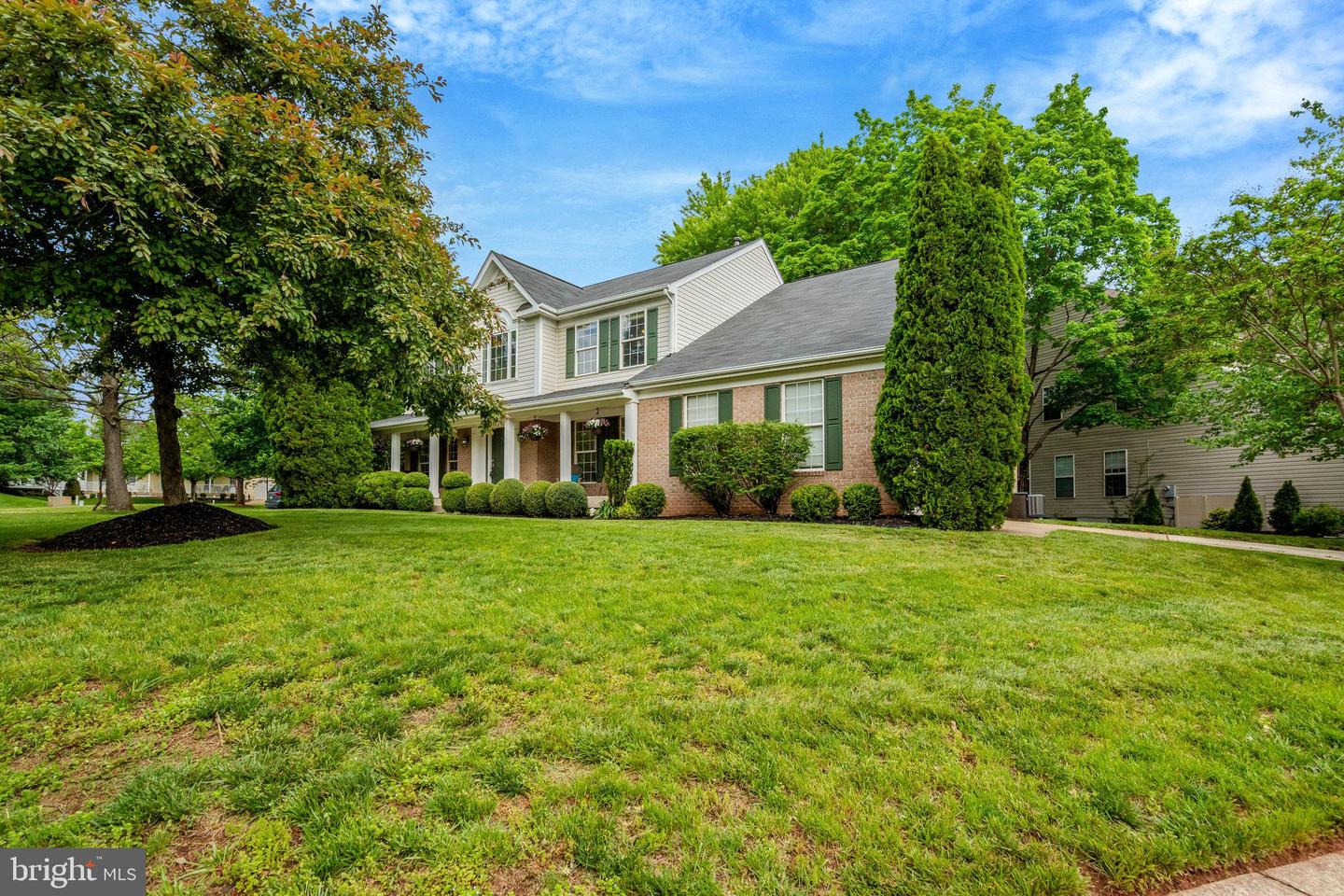 21349 CLAPPERTOWN DR, ASHBURN, Virginia 20147, 4 Bedrooms Bedrooms, ,4 BathroomsBathrooms,Residential,For sale,21349 CLAPPERTOWN DR,VALO2092154 MLS # VALO2092154