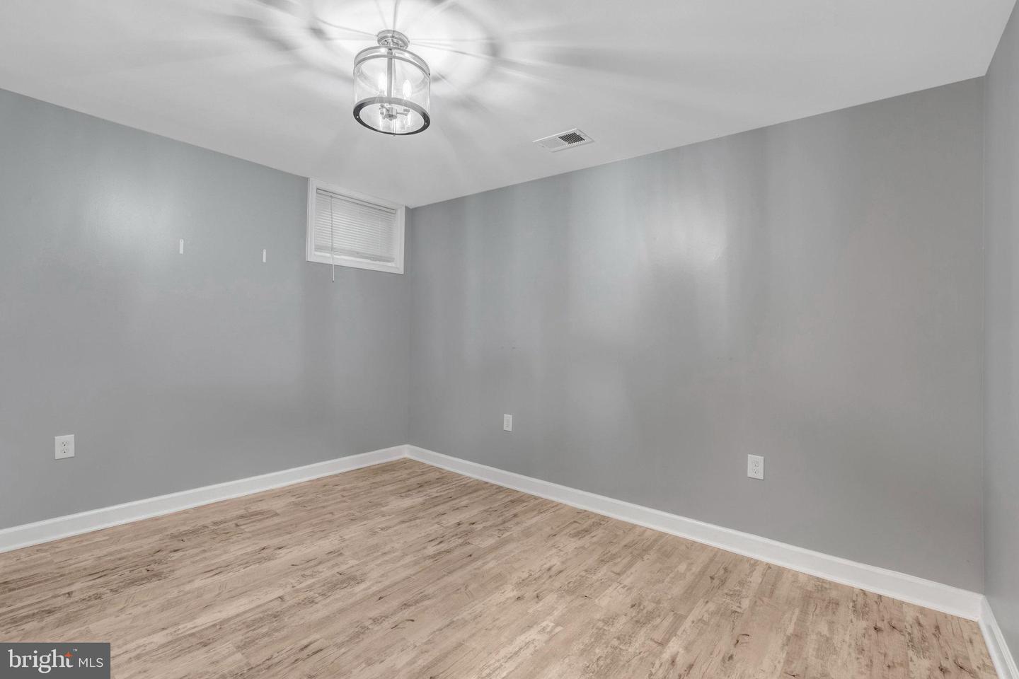 21349 CLAPPERTOWN DR, ASHBURN, Virginia 20147, 4 Bedrooms Bedrooms, ,4 BathroomsBathrooms,Residential,For sale,21349 CLAPPERTOWN DR,VALO2092154 MLS # VALO2092154