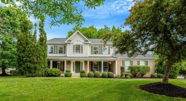 21349 CLAPPERTOWN DR, ASHBURN, Virginia 20147, 4 Bedrooms Bedrooms, ,4 BathroomsBathrooms,Residential,For sale,21349 CLAPPERTOWN DR,VALO2092154 MLS # VALO2092154