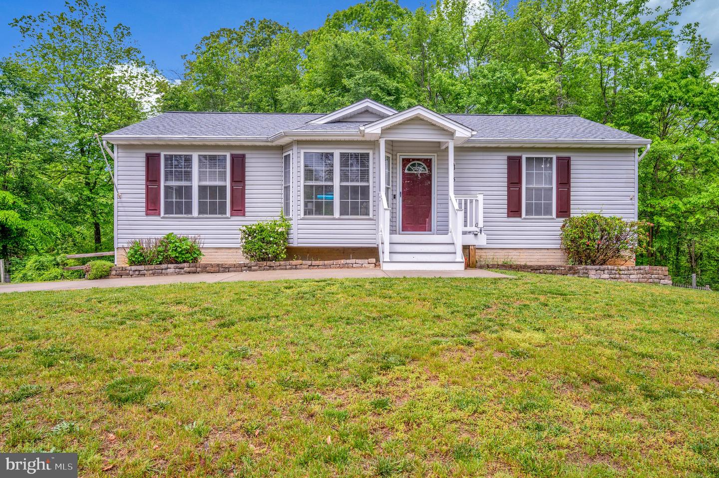 55 HAMN, STAFFORD, Virginia 22554, 3 Bedrooms Bedrooms, 6 Rooms Rooms,2 BathroomsBathrooms,Residential,For sale,55 HAMN,VAST2037238 MLS # VAST2037238