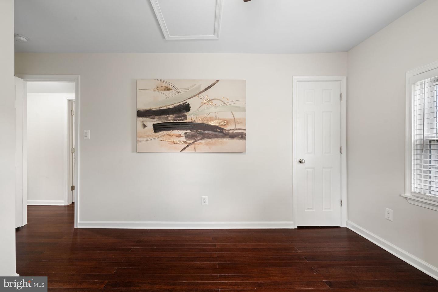 13881 WALNEY PARK DR, CHANTILLY, Virginia 20151, 3 Bedrooms Bedrooms, ,2 BathroomsBathrooms,Residential,For sale,13881 WALNEY PARK DR,VAFX2230168 MLS # VAFX2230168