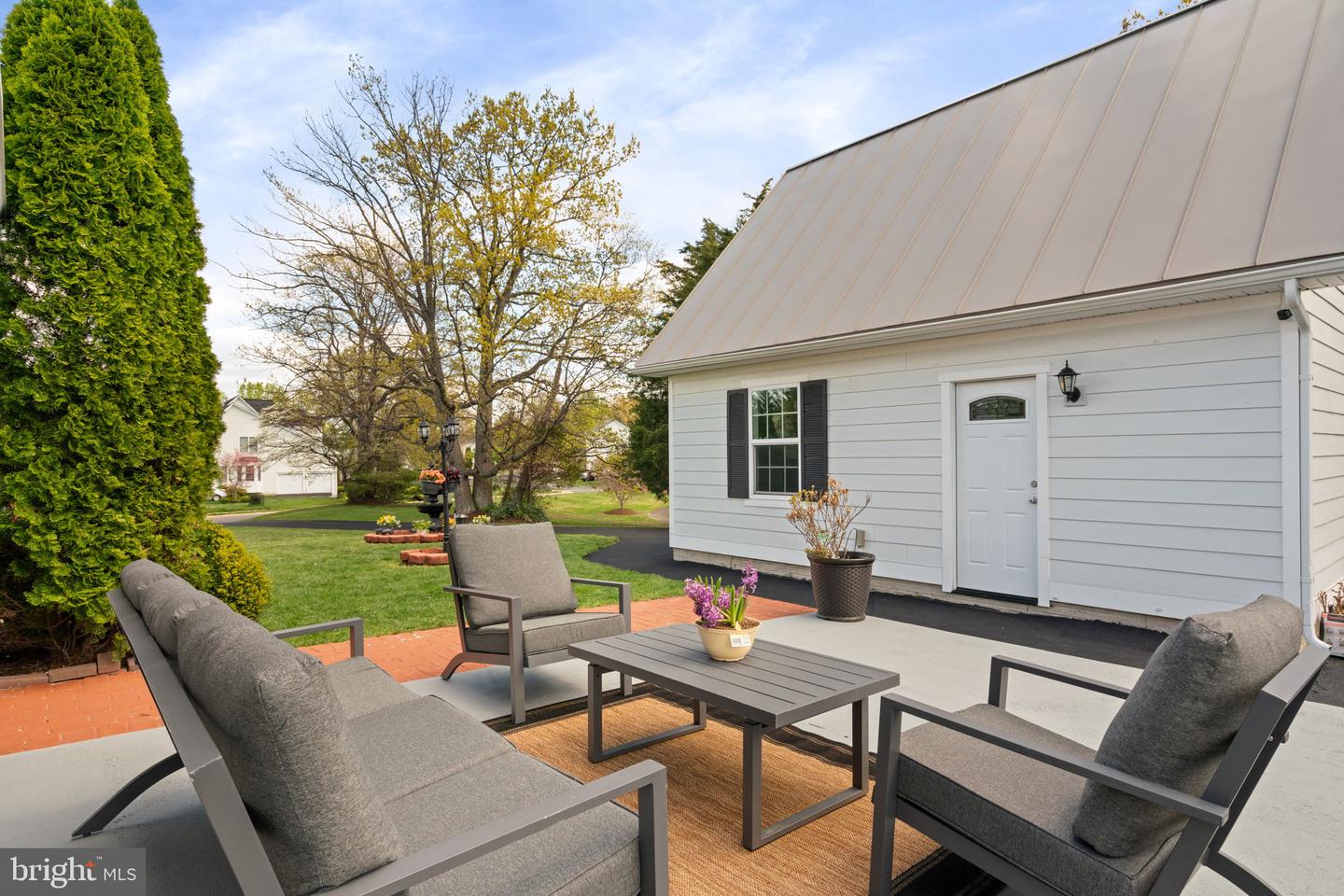 13881 WALNEY PARK DR, CHANTILLY, Virginia 20151, 3 Bedrooms Bedrooms, ,2 BathroomsBathrooms,Residential,For sale,13881 WALNEY PARK DR,VAFX2230168 MLS # VAFX2230168