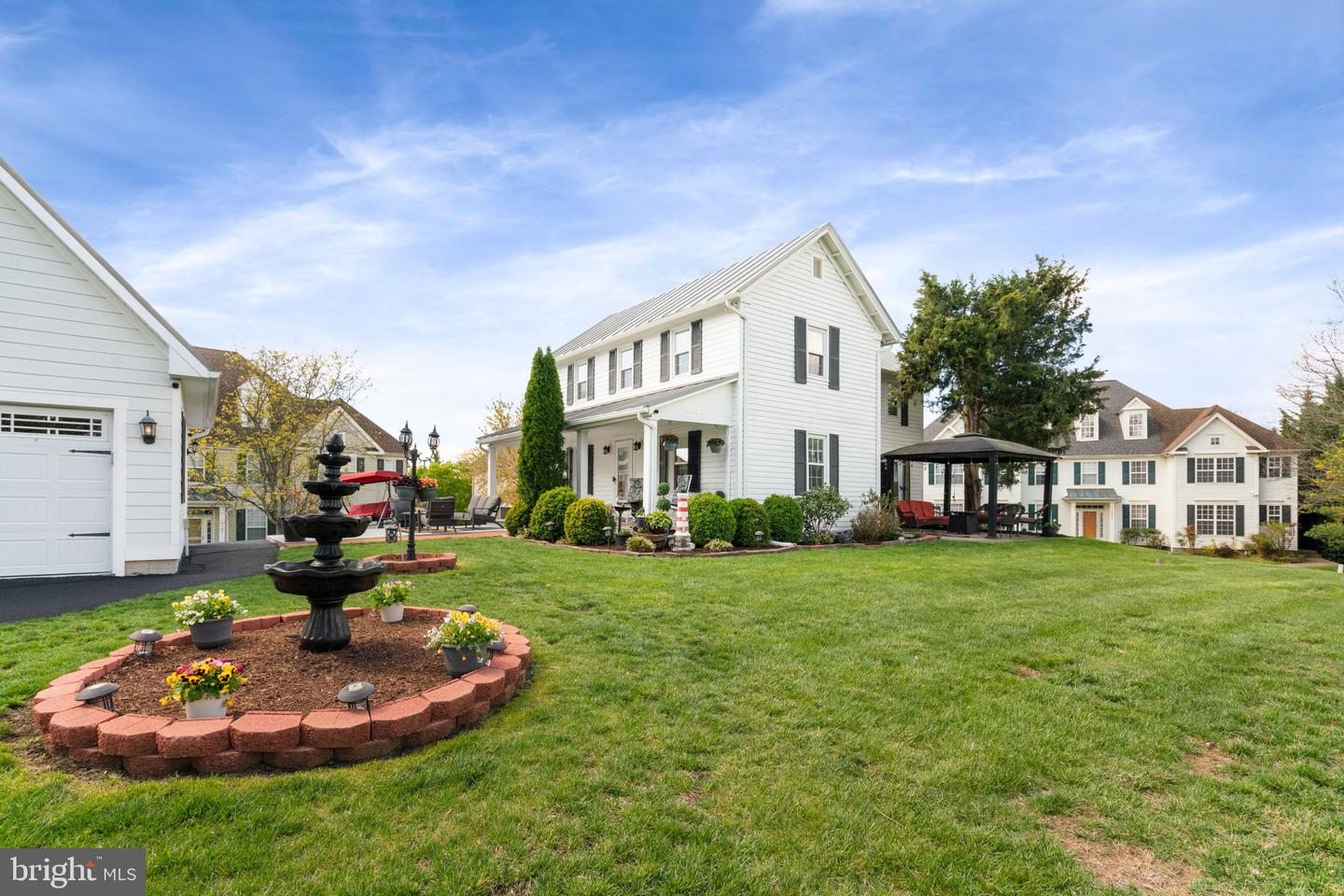 13881 WALNEY PARK DR, CHANTILLY, Virginia 20151, 3 Bedrooms Bedrooms, ,2 BathroomsBathrooms,Residential,For sale,13881 WALNEY PARK DR,VAFX2230168 MLS # VAFX2230168