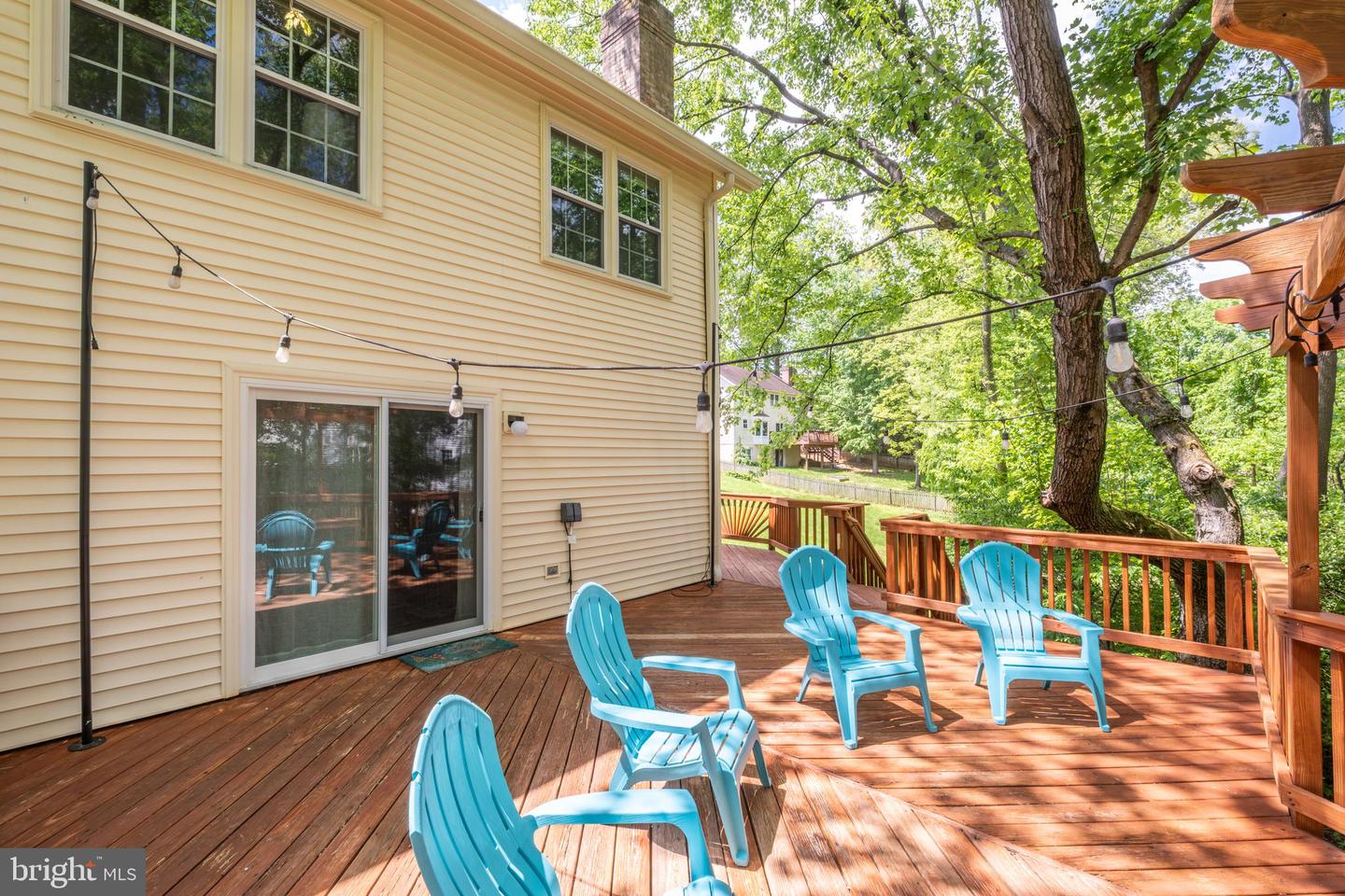 10702 DUNDAS OAK CT, BURKE, Virginia 22015, 4 Bedrooms Bedrooms, ,3 BathroomsBathrooms,Residential,For sale,10702 DUNDAS OAK CT,VAFX2229888 MLS # VAFX2229888