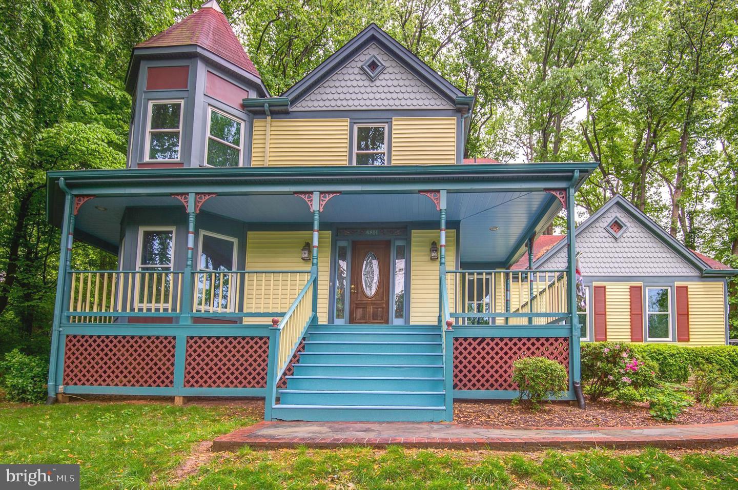 6814 BRADDOCK RD, ANNANDALE, Virginia 22003, 3 Bedrooms Bedrooms, ,3 BathroomsBathrooms,Residential,For sale,6814 BRADDOCK RD,VAFX2229952 MLS # VAFX2229952