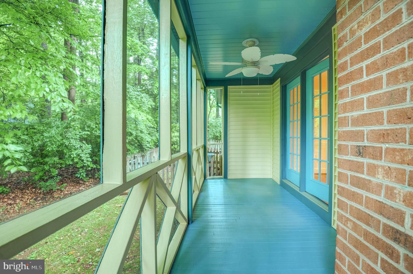 6814 BRADDOCK RD, ANNANDALE, Virginia 22003, 3 Bedrooms Bedrooms, ,3 BathroomsBathrooms,Residential,For sale,6814 BRADDOCK RD,VAFX2229952 MLS # VAFX2229952