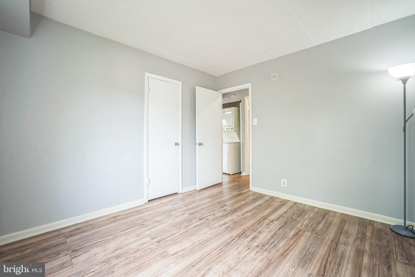 6220 EDSALL RD #302, ALEXANDRIA, Virginia 22312, 2 Bedrooms Bedrooms, ,2 BathroomsBathrooms,Residential,For sale,6220 EDSALL RD #302,VAAX2043446 MLS # VAAX2043446