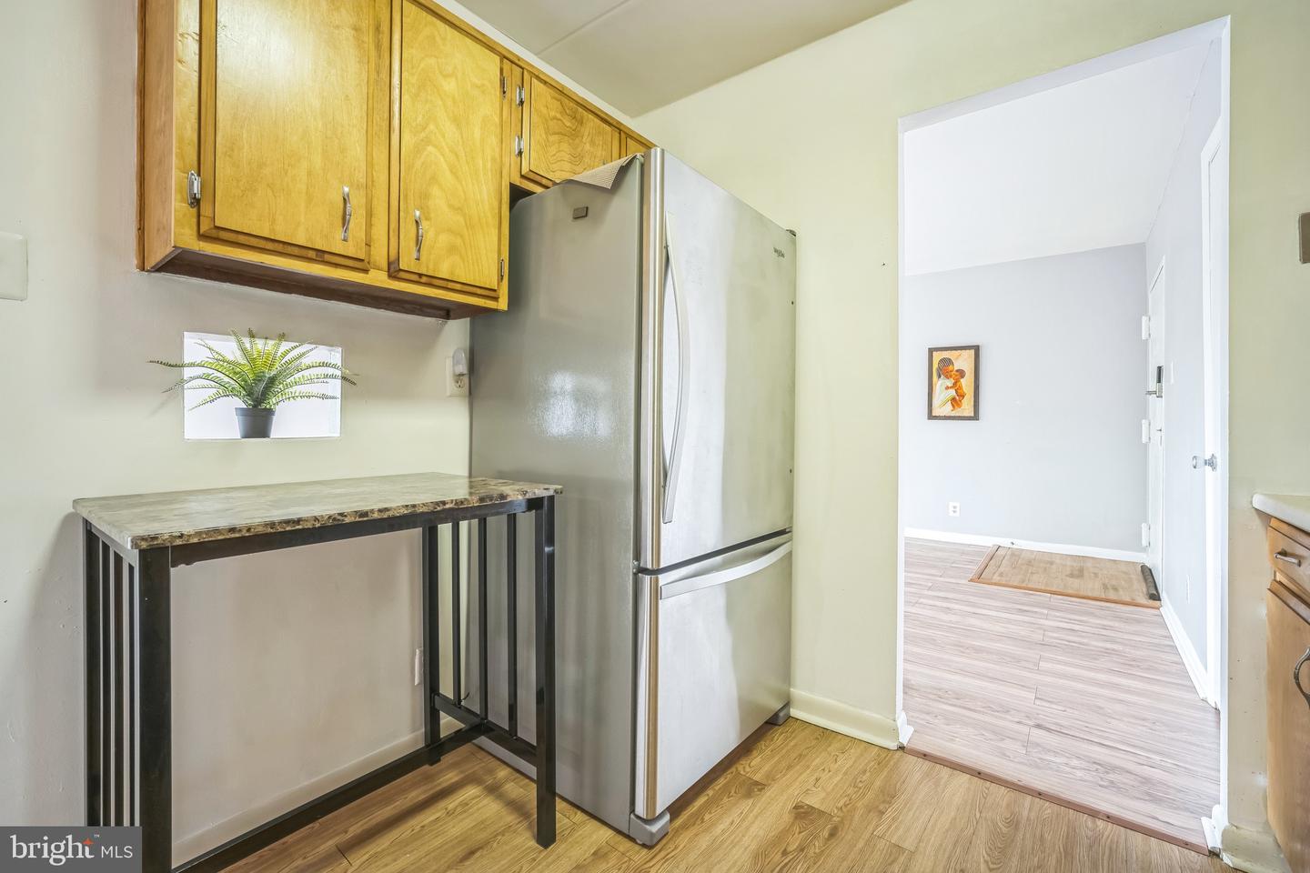 6220 EDSALL RD #302, ALEXANDRIA, Virginia 22312, 2 Bedrooms Bedrooms, ,2 BathroomsBathrooms,Residential,For sale,6220 EDSALL RD #302,VAAX2043446 MLS # VAAX2043446