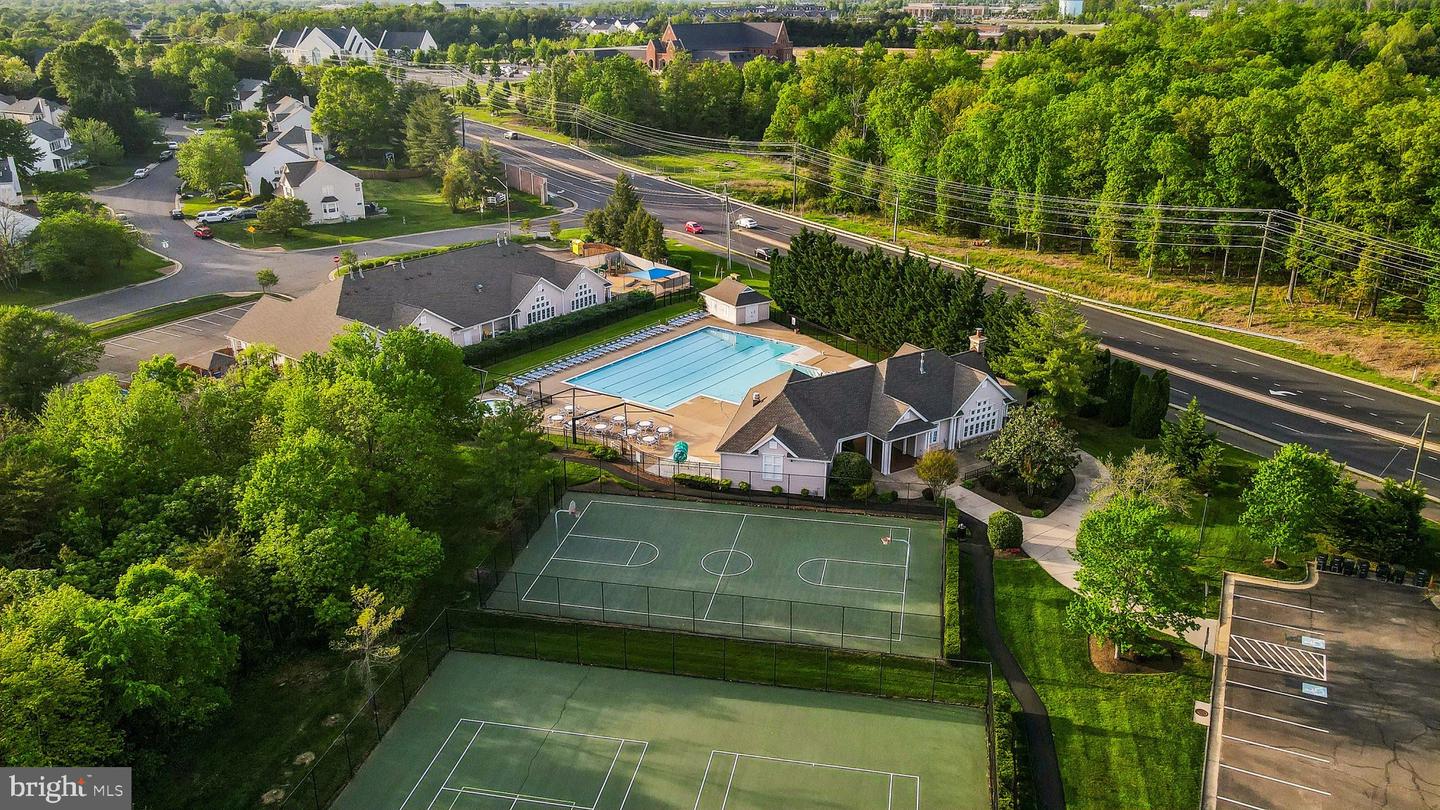 13860 BRIDLEWOOD DR, GAINESVILLE, Virginia 20155, 4 Bedrooms Bedrooms, ,3 BathroomsBathrooms,Residential,For sale,13860 BRIDLEWOOD DR,VAPW2090866 MLS # VAPW2090866