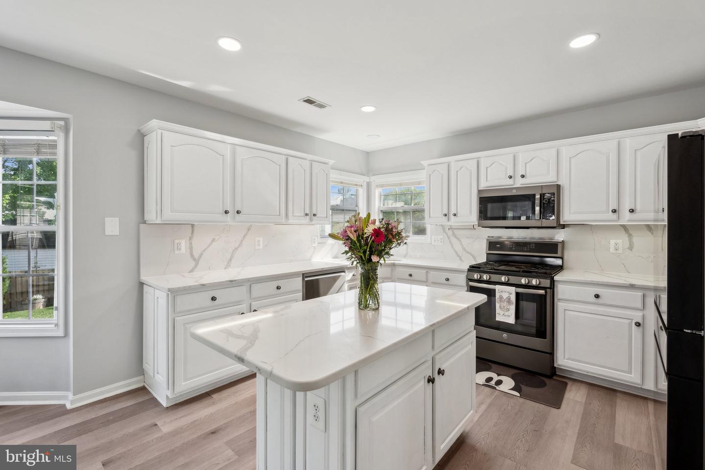 13860 BRIDLEWOOD DR, GAINESVILLE, Virginia 20155, 4 Bedrooms Bedrooms, ,3 BathroomsBathrooms,Residential,For sale,13860 BRIDLEWOOD DR,VAPW2090866 MLS # VAPW2090866