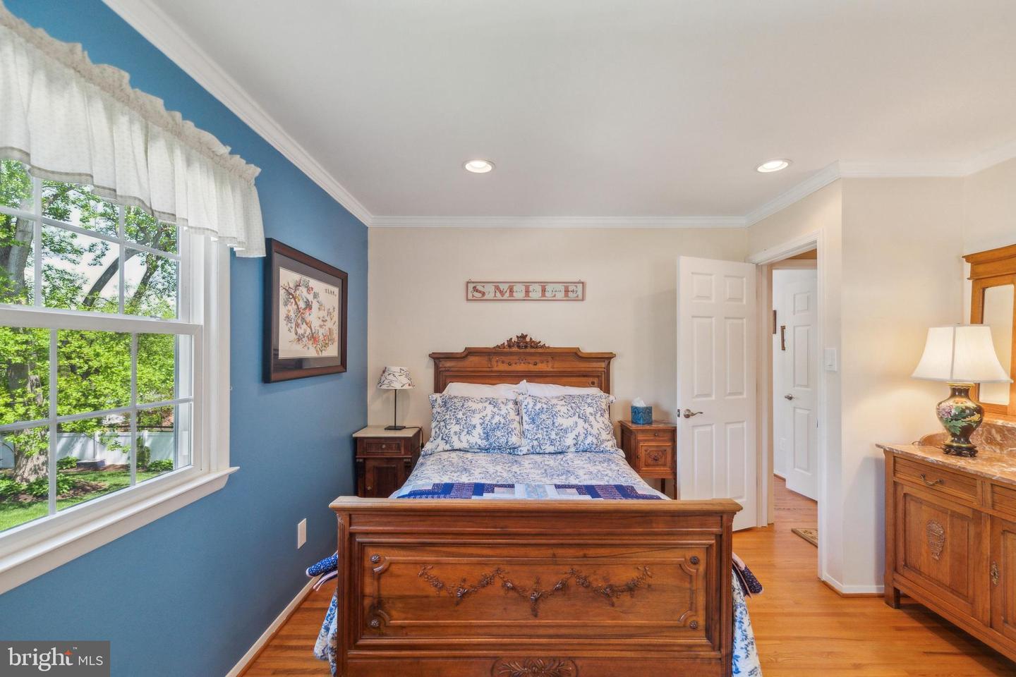 6919 GILLINGS RD, SPRINGFIELD, Virginia 22152, 4 Bedrooms Bedrooms, ,3 BathroomsBathrooms,Residential,For sale,6919 GILLINGS RD,VAFX2231972 MLS # VAFX2231972