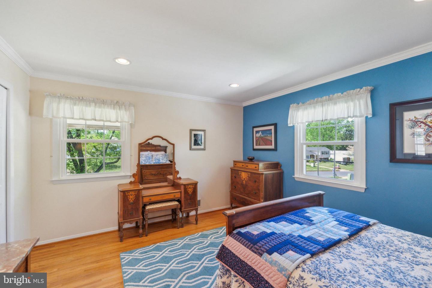6919 GILLINGS RD, SPRINGFIELD, Virginia 22152, 4 Bedrooms Bedrooms, ,3 BathroomsBathrooms,Residential,For sale,6919 GILLINGS RD,VAFX2231972 MLS # VAFX2231972