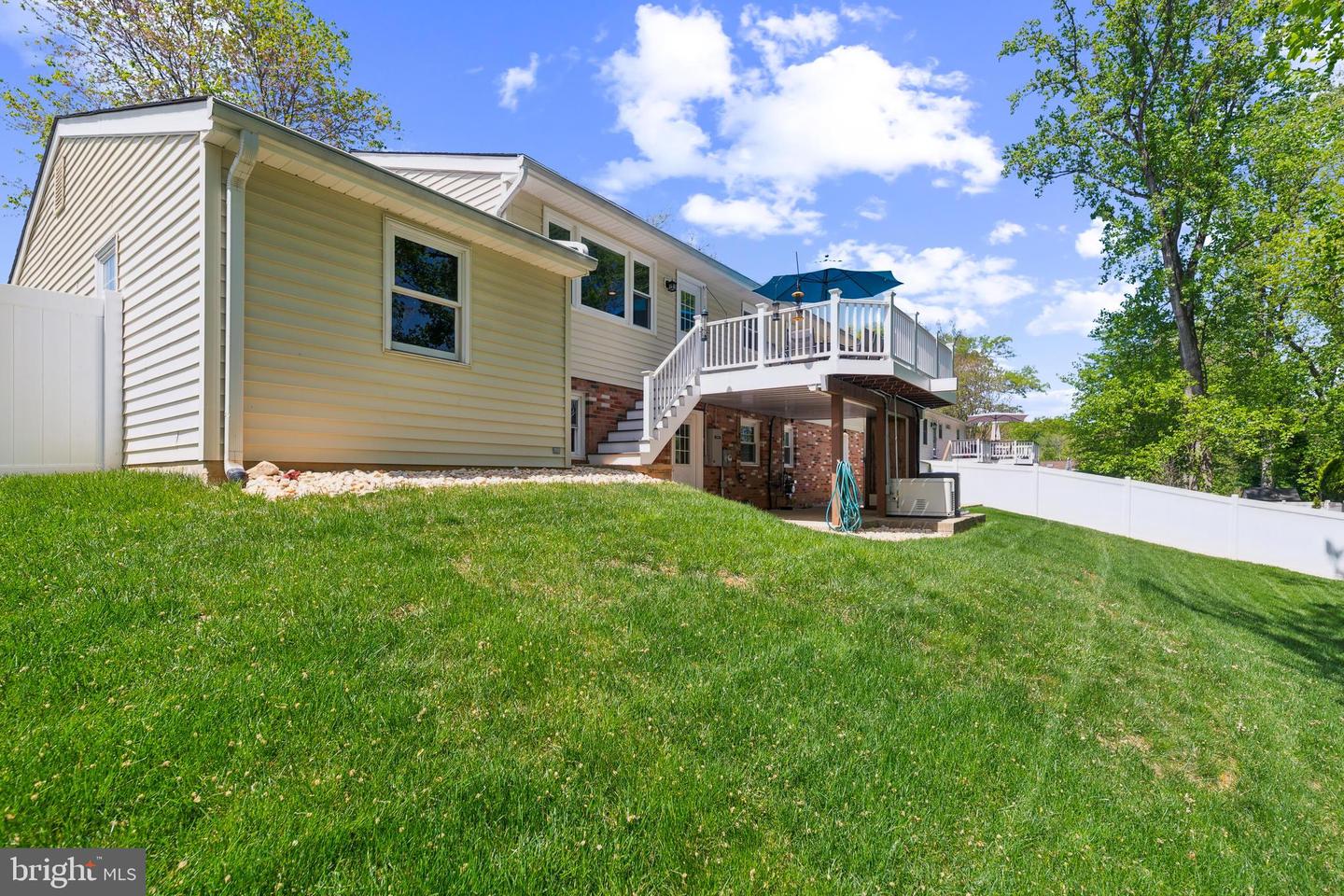 6919 GILLINGS RD, SPRINGFIELD, Virginia 22152, 4 Bedrooms Bedrooms, ,3 BathroomsBathrooms,Residential,For sale,6919 GILLINGS RD,VAFX2231972 MLS # VAFX2231972
