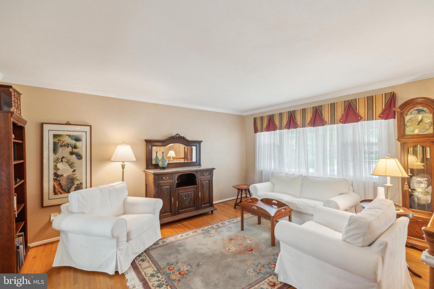 6919 GILLINGS RD, SPRINGFIELD, Virginia 22152, 4 Bedrooms Bedrooms, ,3 BathroomsBathrooms,Residential,For sale,6919 GILLINGS RD,VAFX2231972 MLS # VAFX2231972