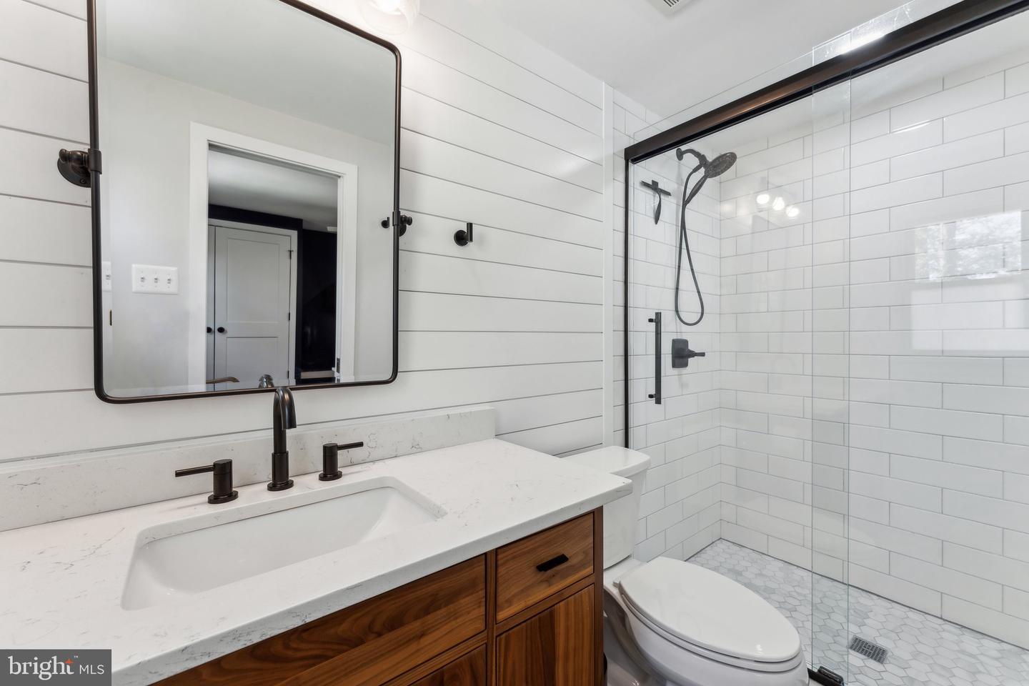 7919 ROSWELL DR, FALLS CHURCH, Virginia 22043, 3 Bedrooms Bedrooms, ,2 BathroomsBathrooms,Residential,For sale,7919 ROSWELL DR,VAFX2232006 MLS # VAFX2232006