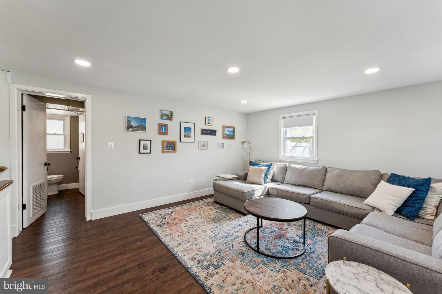 7919 ROSWELL DR, FALLS CHURCH, Virginia 22043, 3 Bedrooms Bedrooms, ,2 BathroomsBathrooms,Residential,For sale,7919 ROSWELL DR,VAFX2232006 MLS # VAFX2232006